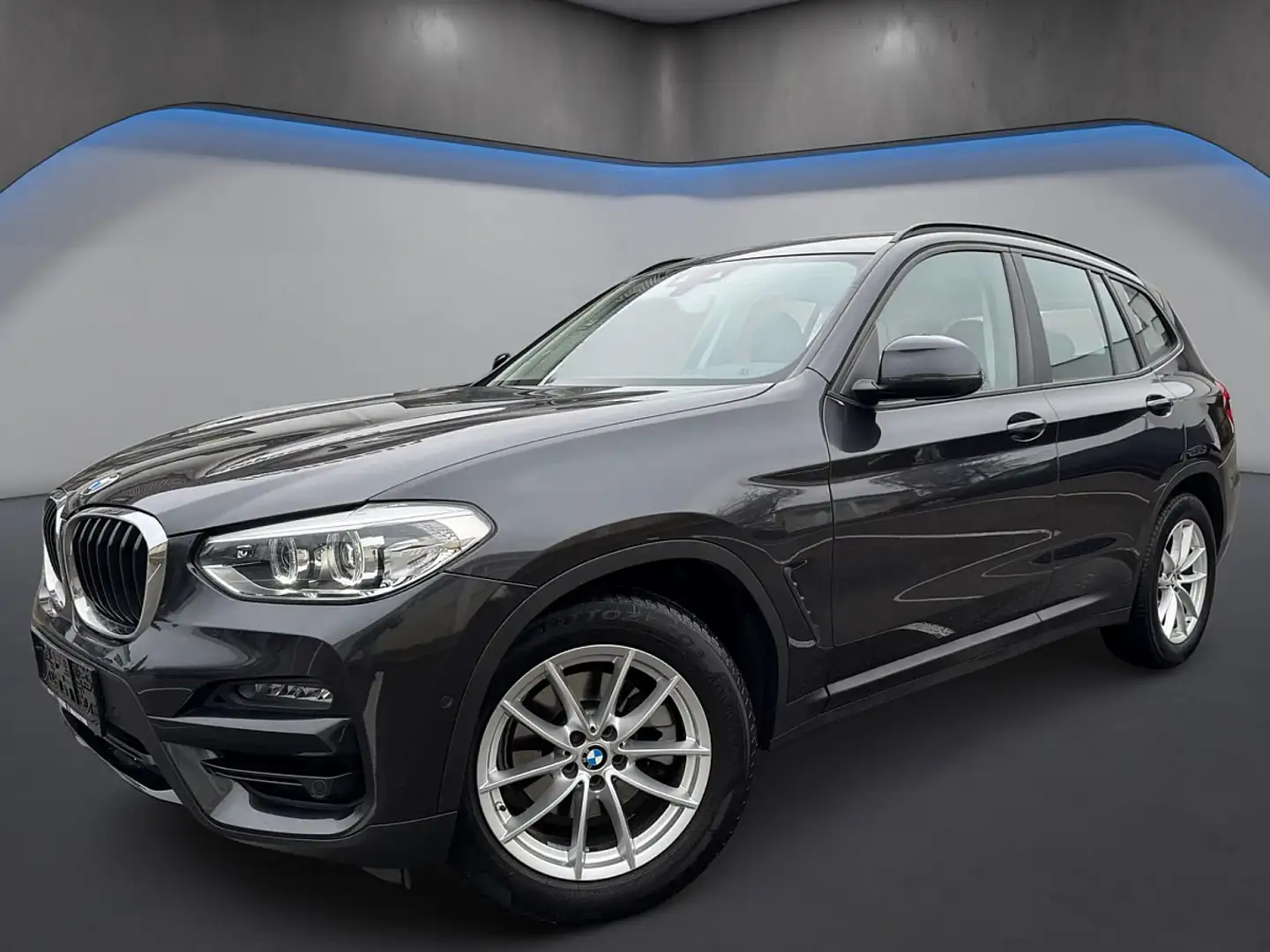 BMW X3 sDrive 18d Aut. *LED*AHK*Virtual*Kamera* Grau - 2