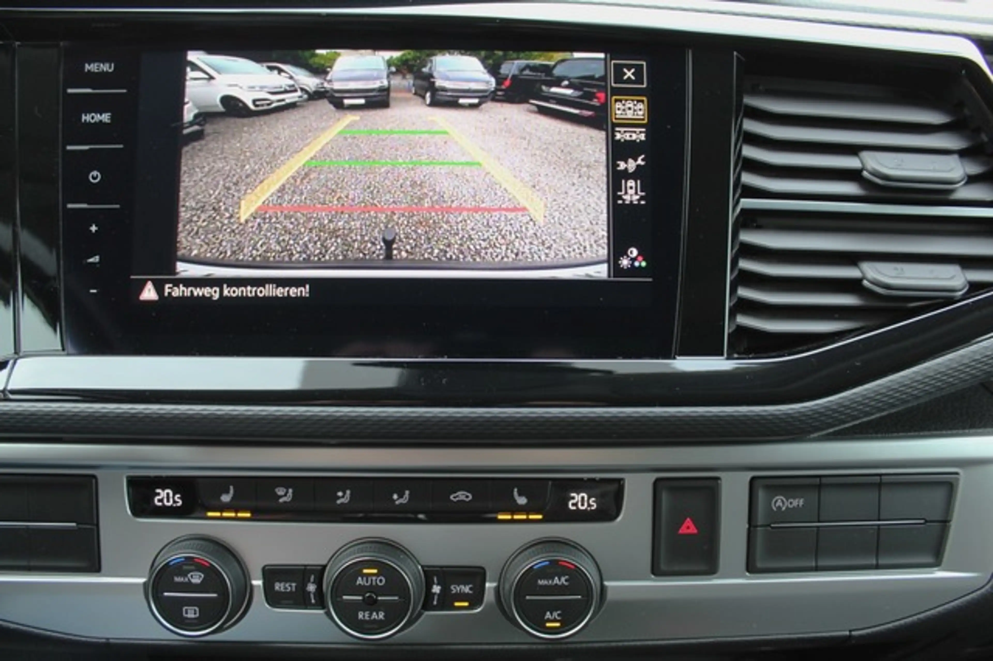 Volkswagen T6.1 Multivan Edition 150PS DSG LED Navi ACC AHK — photo 8
