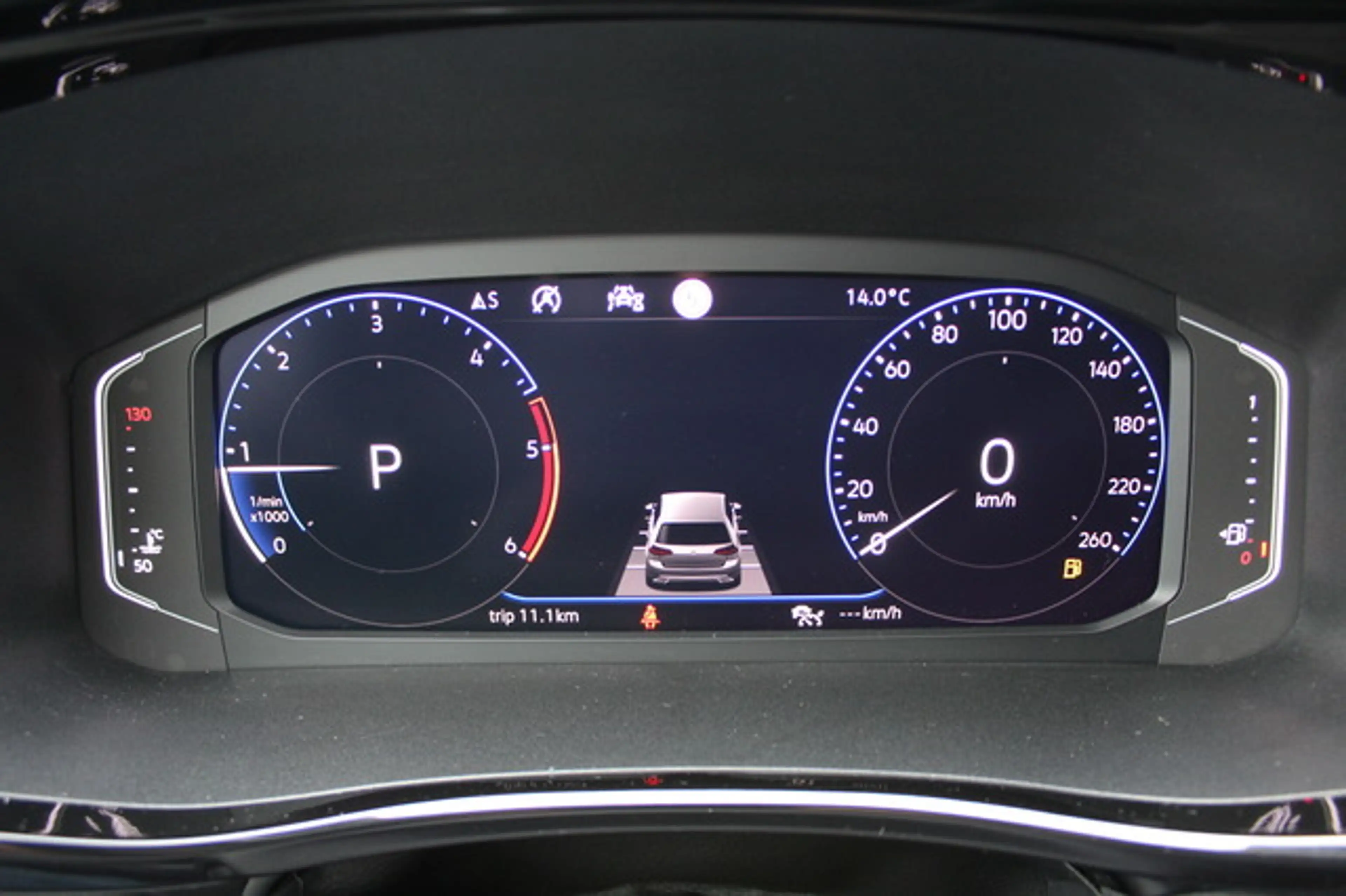Volkswagen T6.1 Multivan Edition 150PS DSG LED Navi ACC AHK — photo 10