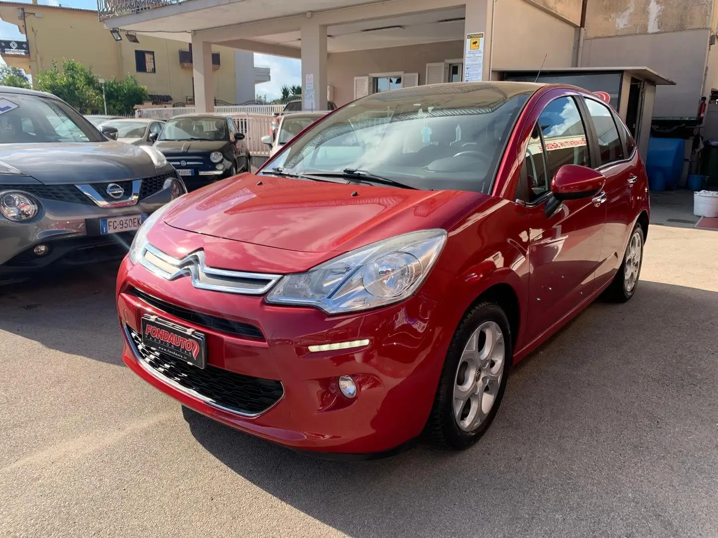 Citroen C3 C3 1.2 puretech Exclusive 82cv E6 Rood - 1