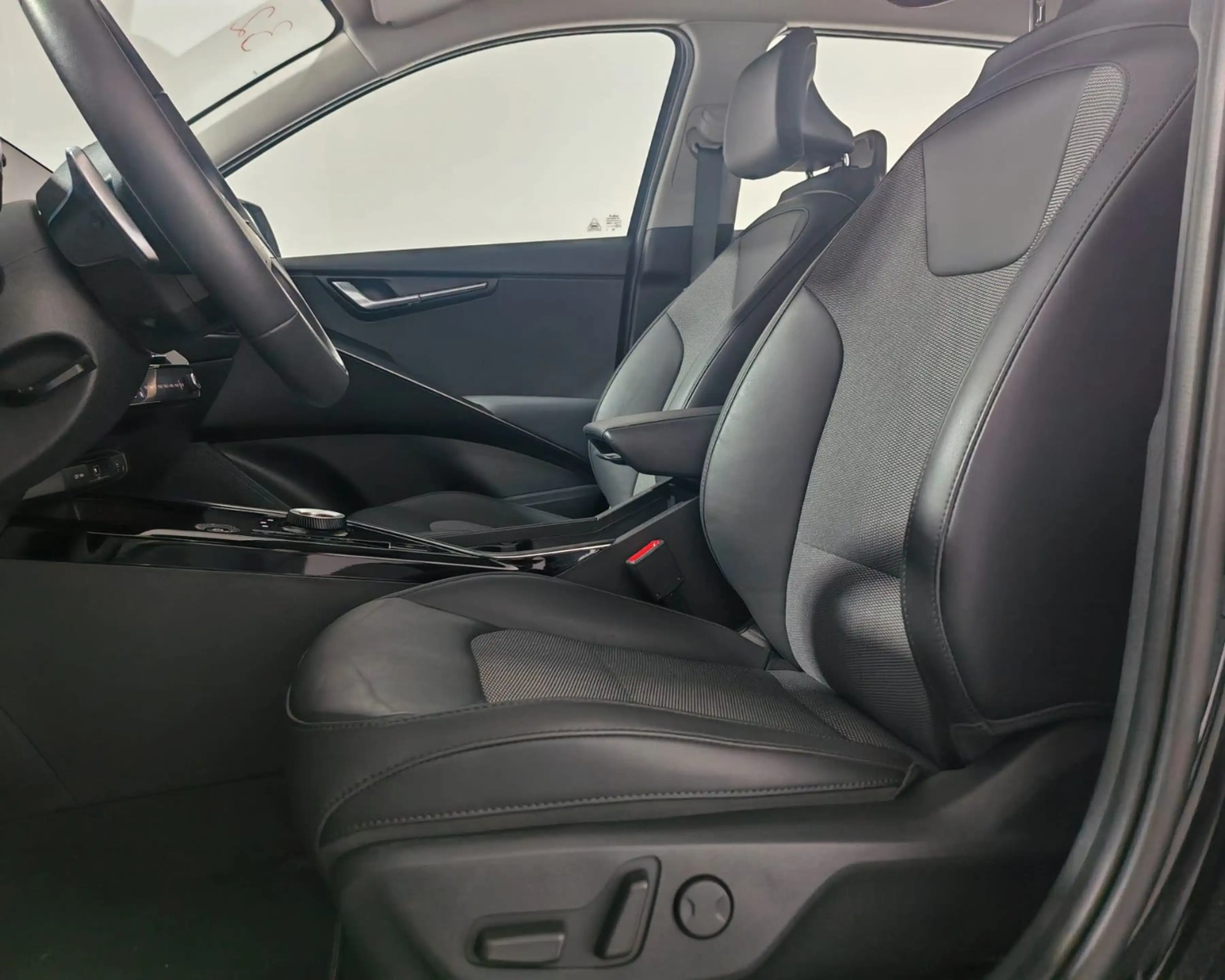 Kia e-Niro Niro Vision 65kWh SOH98%|Garantie11/29|KomfortPa — photo 12