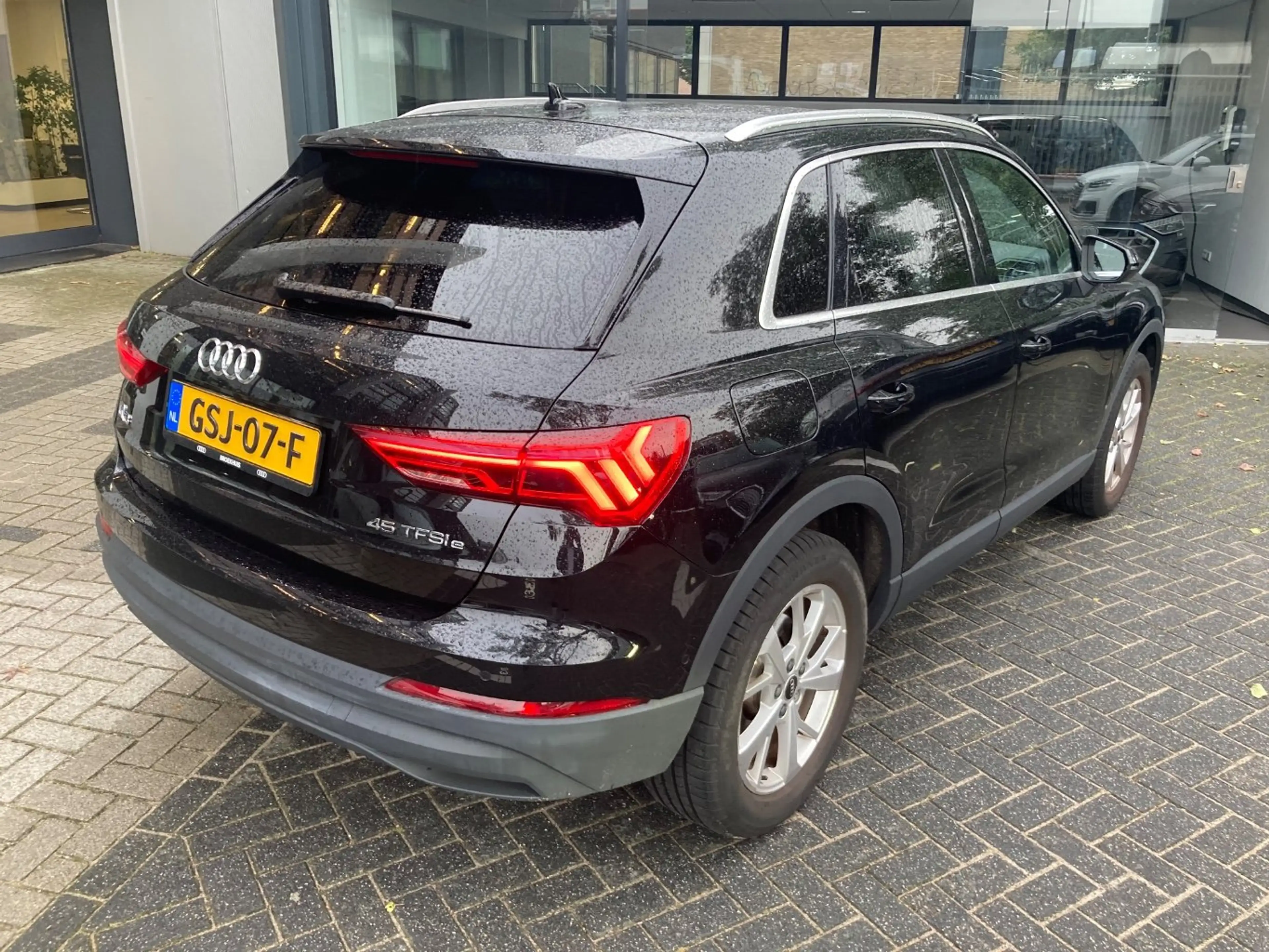 Audi Q3 45 TFSI e S edition 245PK PHEV | CAMERA | STOELVER — photo 4