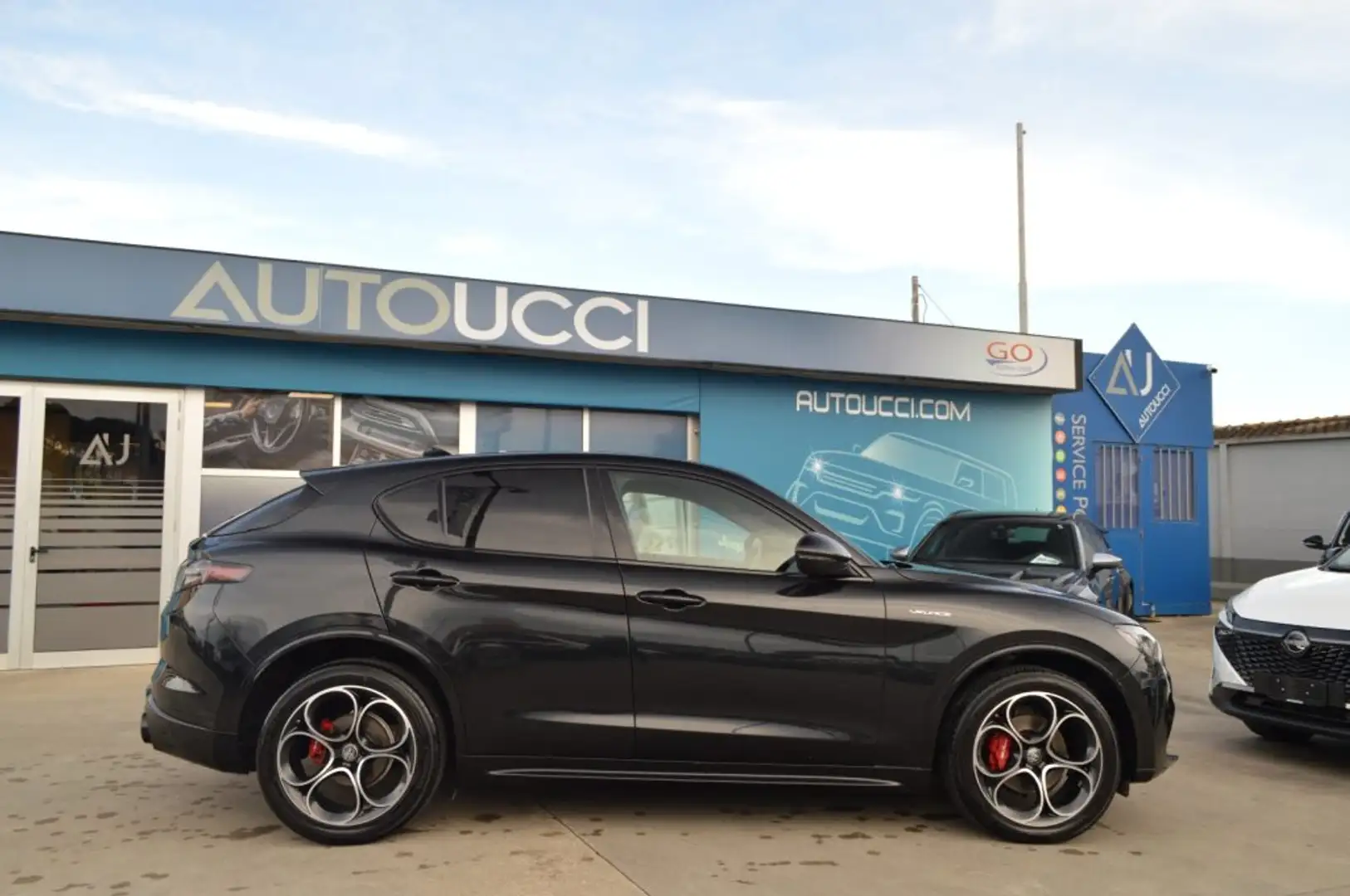 Alfa Romeo Stelvio 2.2 Turbodiesel 210 CV AT8 VELOCE Q4 Schwarz - 2