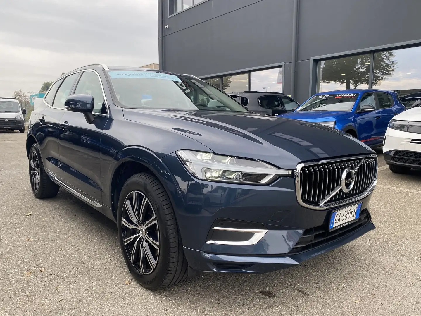 Volvo XC60 XC60 B4 (d) AWD Geartronic Inscription Blauw - 2