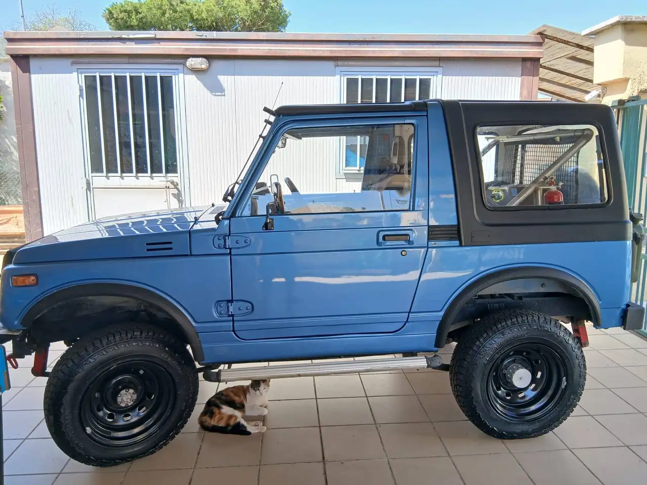 Suzuki SJ Samurai SJ410 Cabrio, foto 4