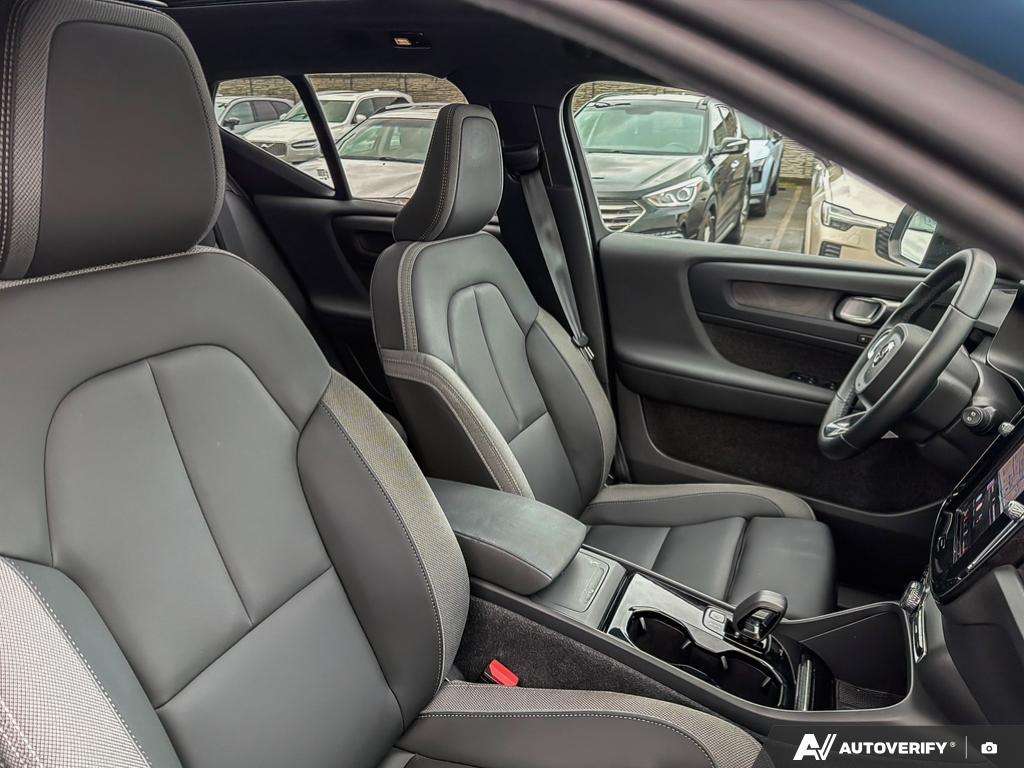 2024 Volvo XC40 Twin eAWD Plus thumb 21