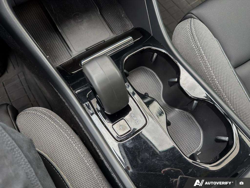2024 Volvo XC40 Twin eAWD Plus thumb 17