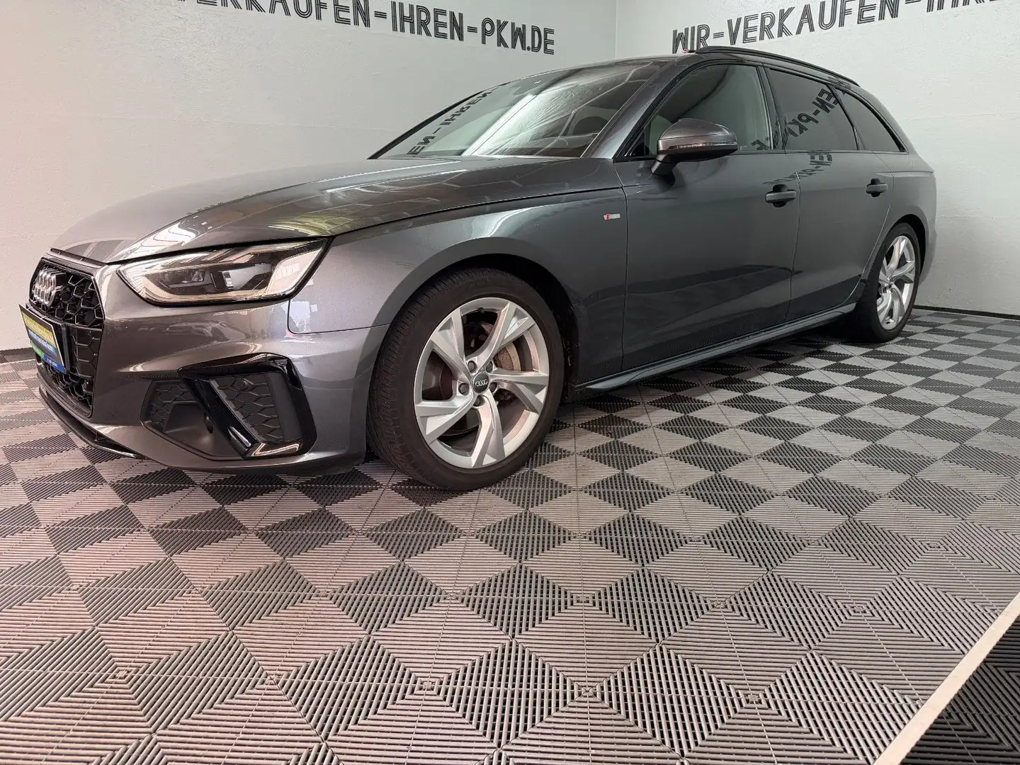 Audi A4 Avant 40 TDI quattro S line STHZ ACC LED Gris - 1