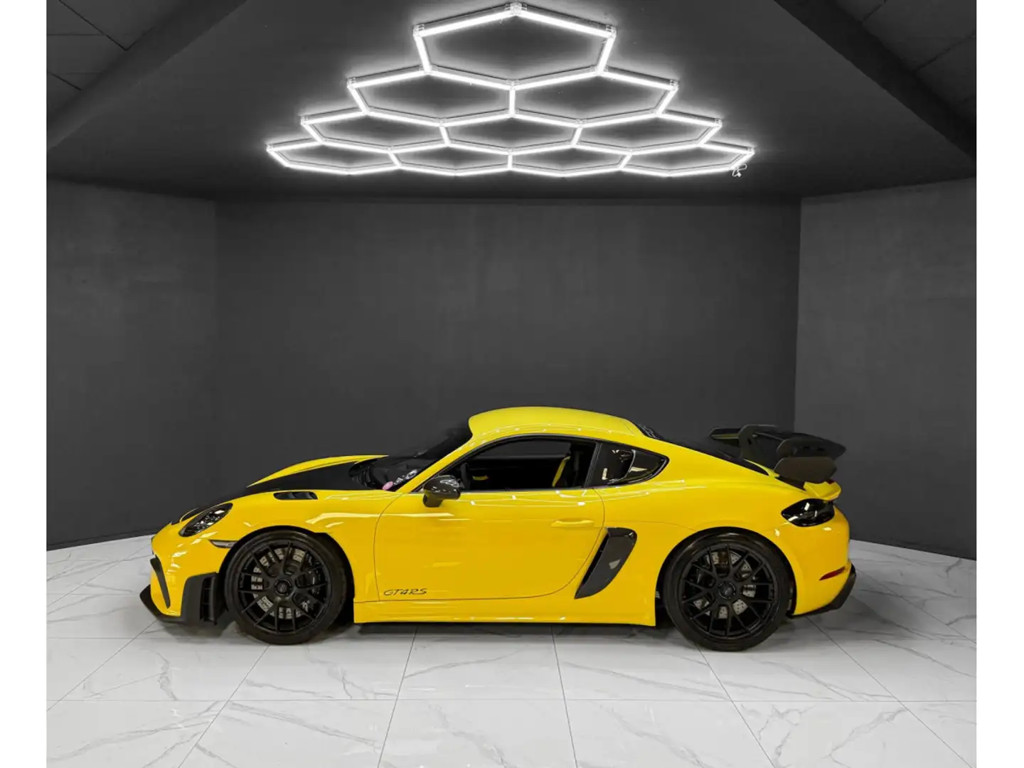 Porsche Cayman GT4 RS I Weissach I Clubsport I Lift I PPF Jaune - 2