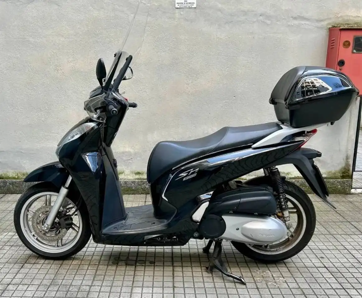 Honda SH 300