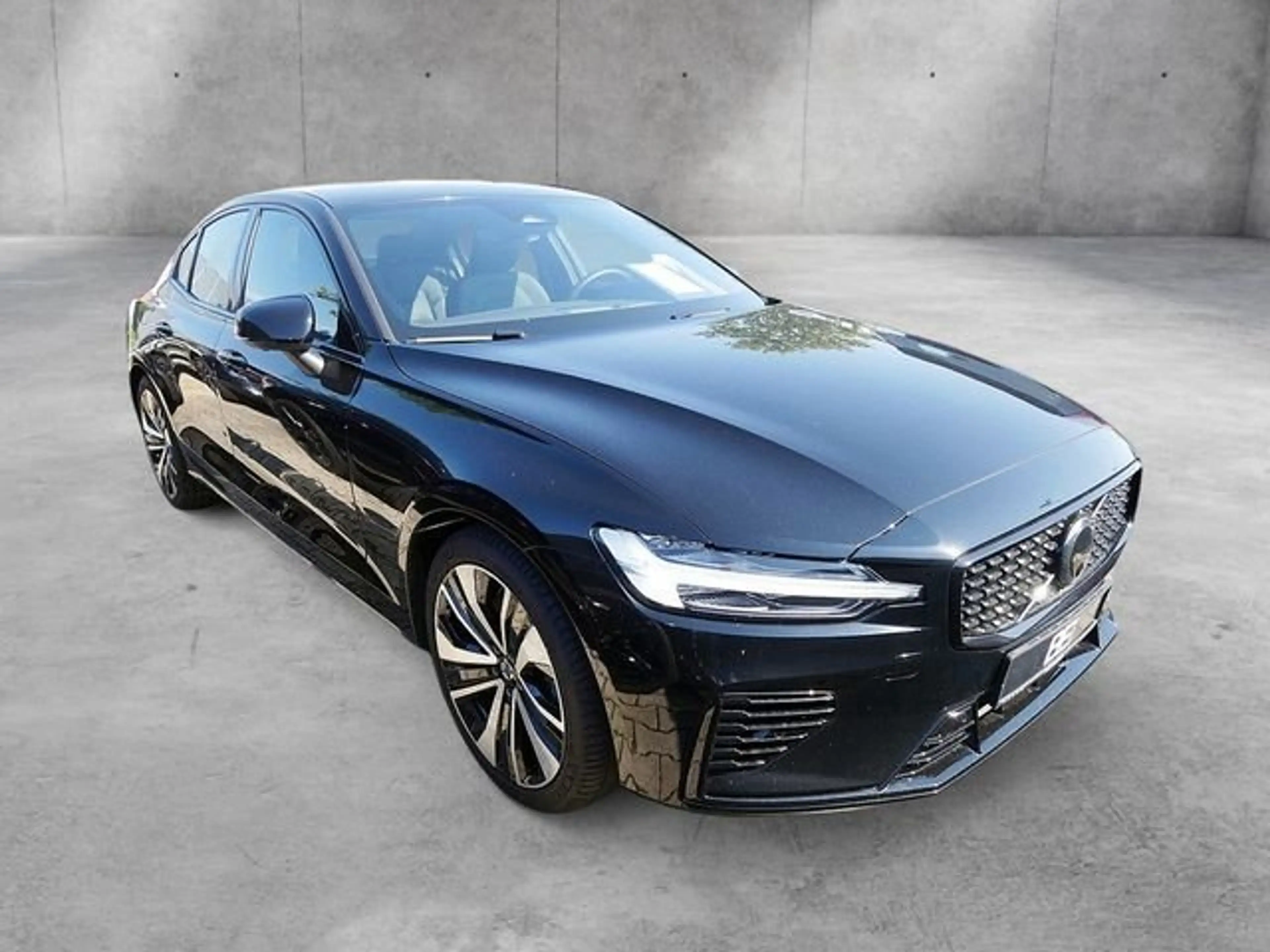 Volvo S60 T8 Twin Engine AWD Plus Dark Plug-In E6d — photo 2