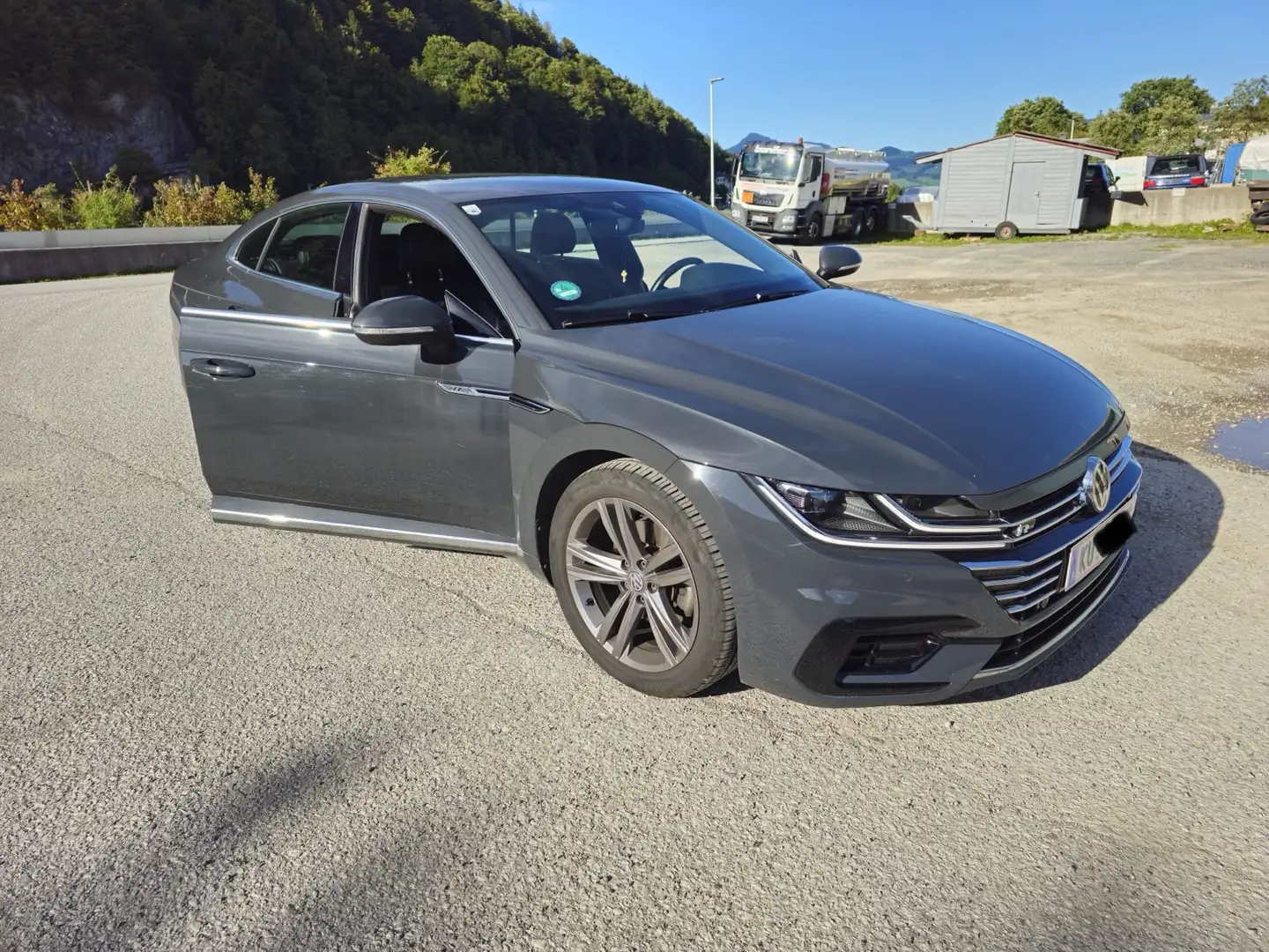 Volkswagen Arteon Arteon R-Line 2,0 TDI SCR Grau - 1