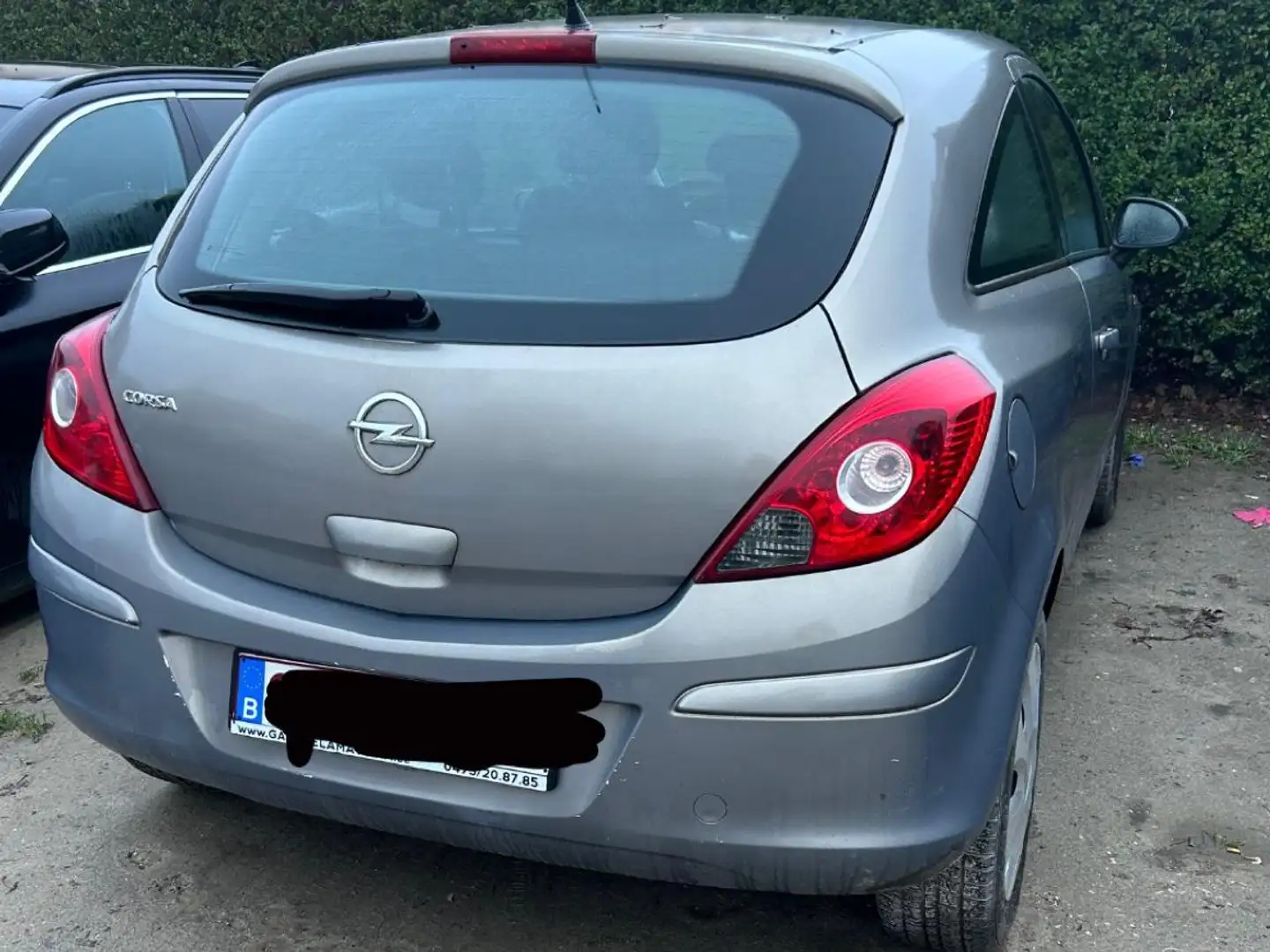 Opel Corsa Bronze - 1