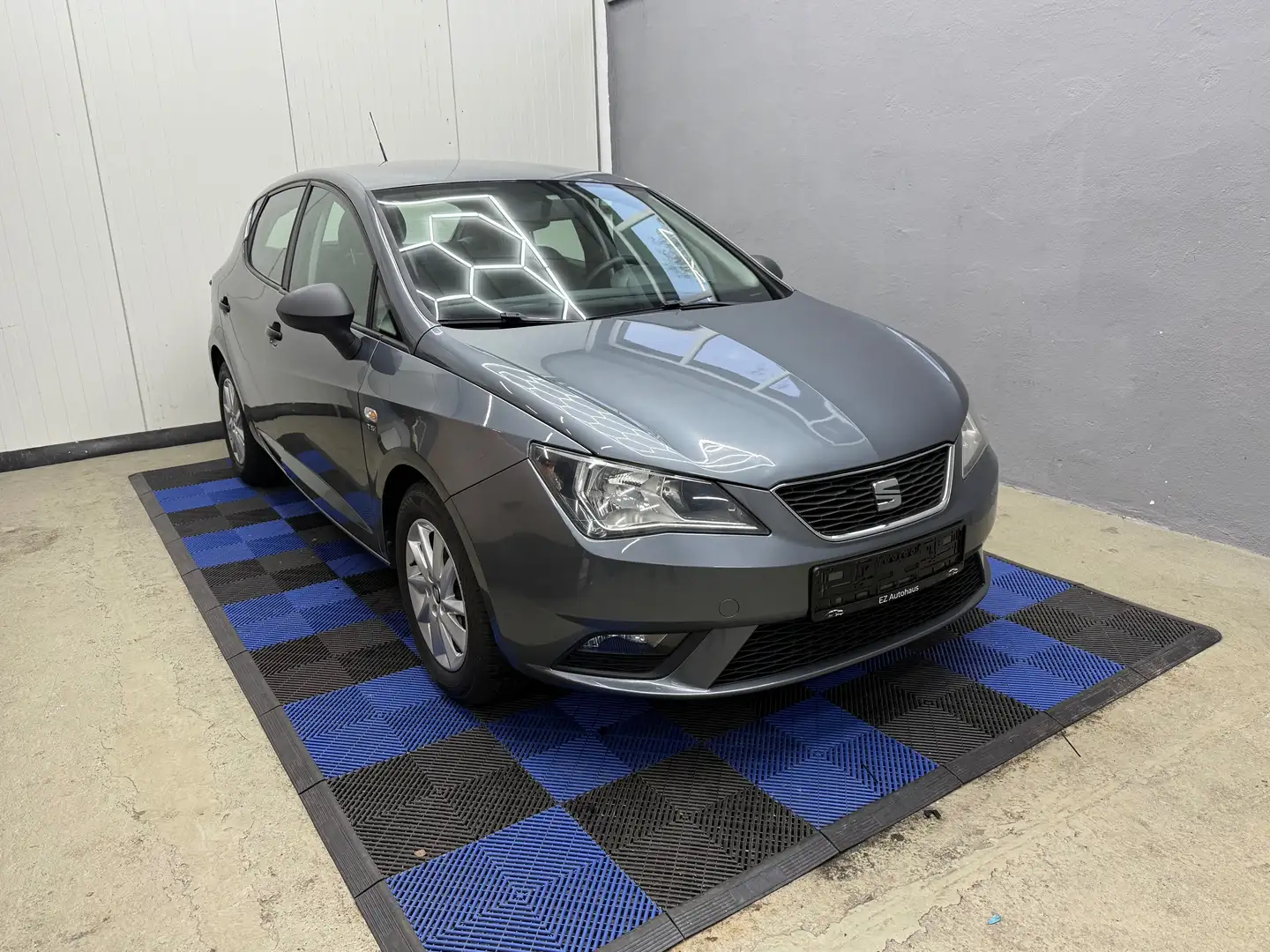 SEAT Ibiza Ibiza 1.2 TSI Style Gris - 2