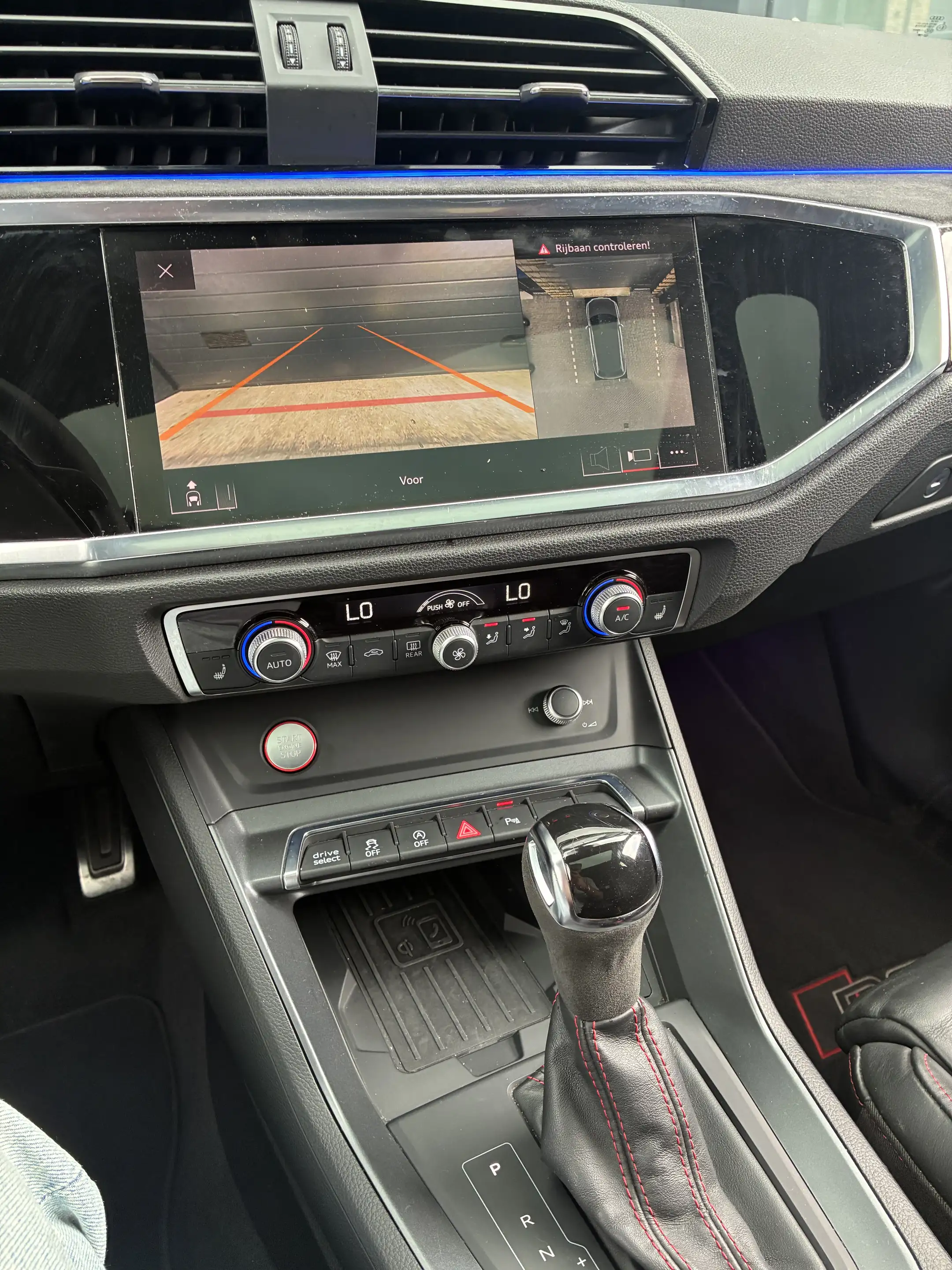 Audi RS Q3 TFSI — photo 8