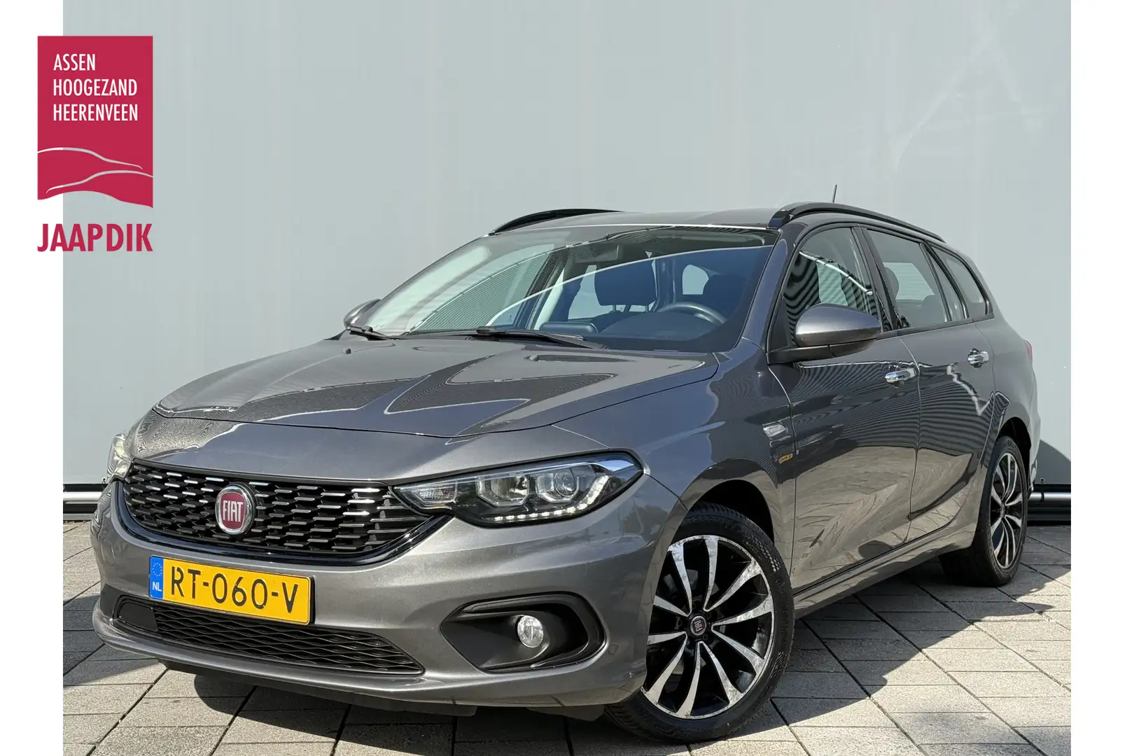 Fiat Tipo Stationwagon BWJ 2018 | 1.4 T-Jet 120PK Business | Grijs - 1
