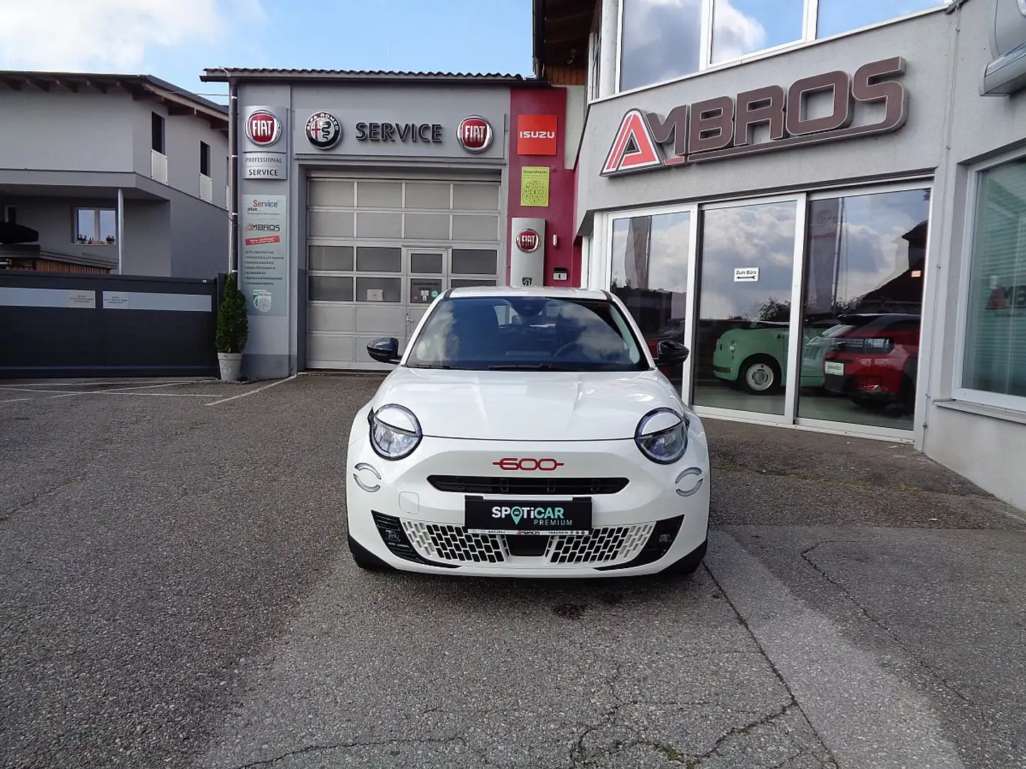 Fiat 600e 600 Elektro (RED) 54 kWh Weiß - 2