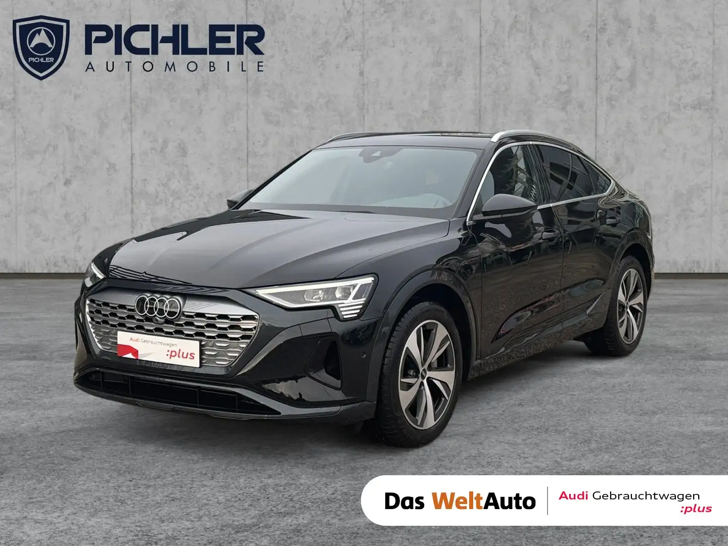 Audi Q8 55 e-tron quattro business Schwarz - 1