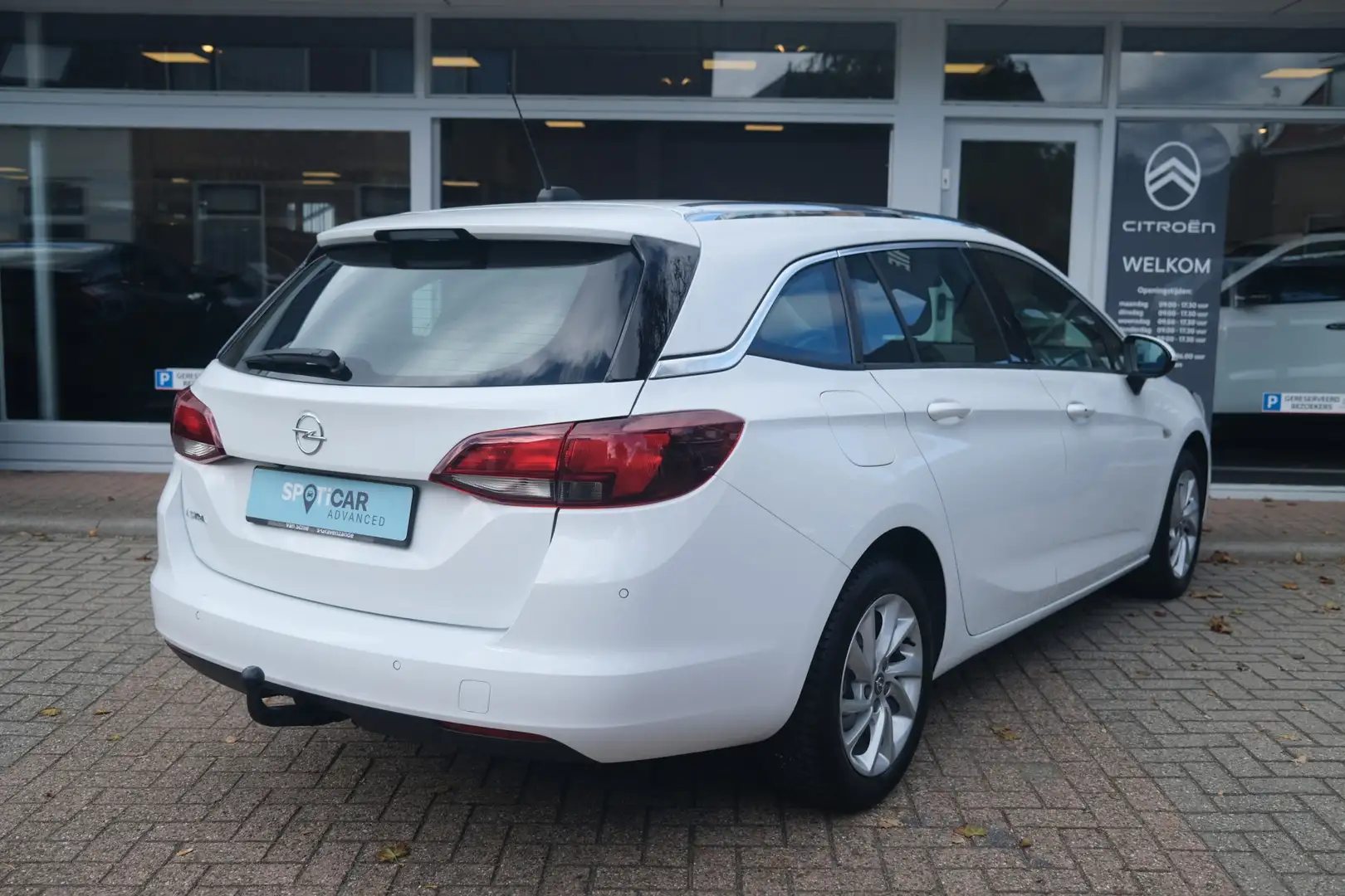 Opel Astra Sports Tourer 1.2 Business Elegance Trekhaak | Cam Wit - 2