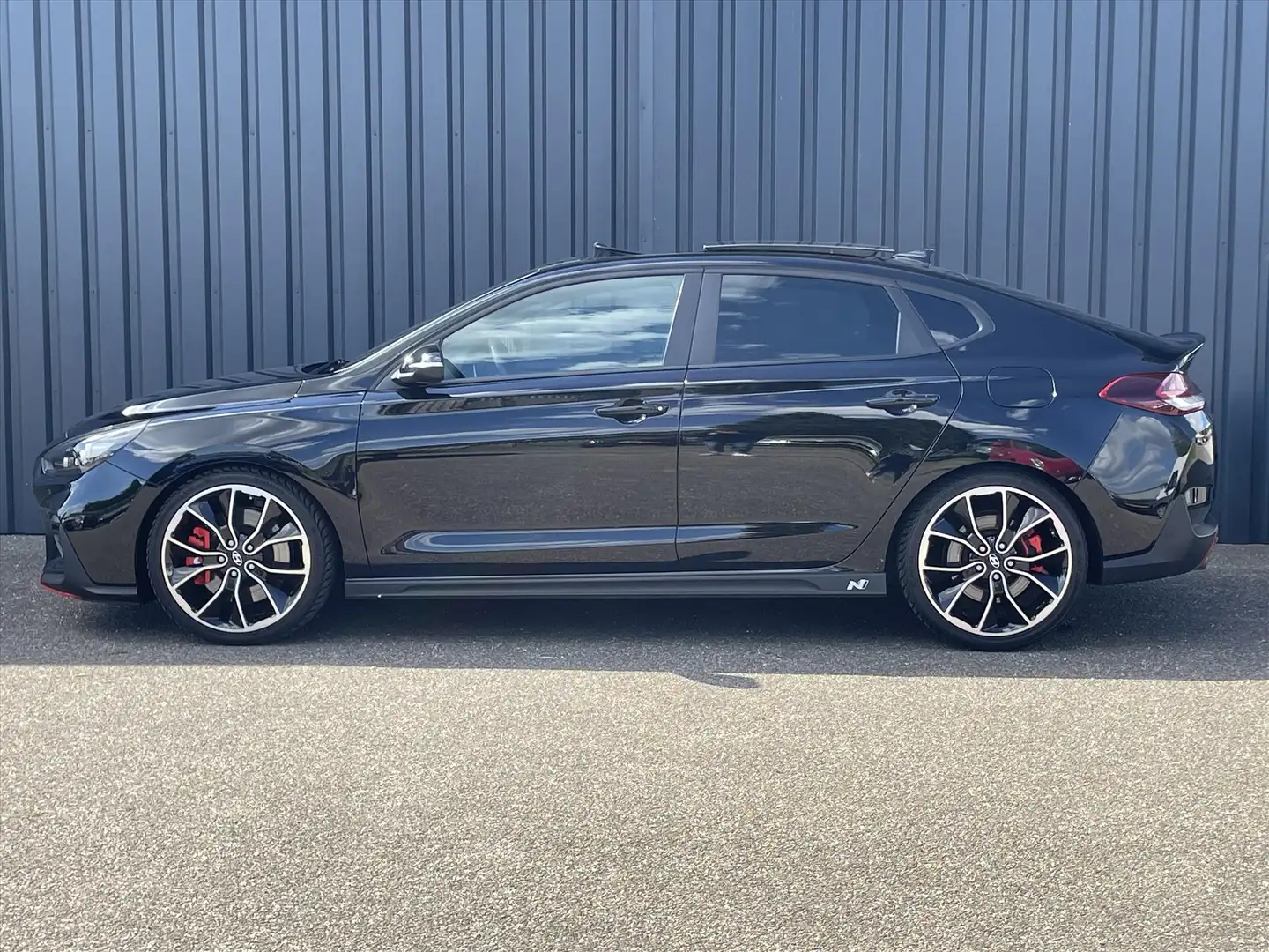 Hyundai i30 2.0 T-GDi 275pk Performance Fastback | Schuif / Ka Zwart - 2