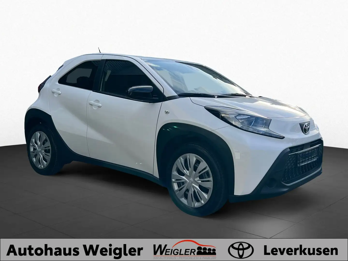 Toyota Aygo X Play 5-Gang Klima ZV Rückfahrkamera Blanc - 2