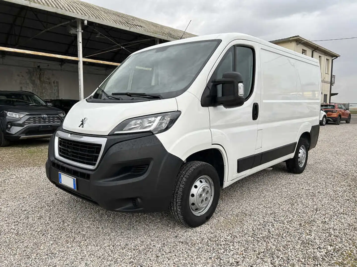 Peugeot Boxer 328 2.2 bluehdi 120 CV S&S L1 H1 Bianco - 1