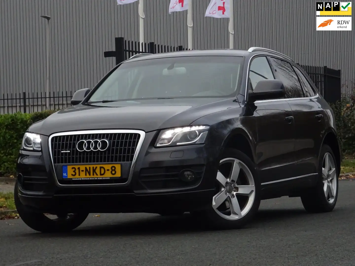 Audi Q5 2.0 TFSI quattro Pro Line NAP/NAVI/BI-XENON/PDC/AP Grijs - 1