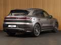 Porsche Cayenne 3.0 E-Hybrid NIEUW MODEL-21"-PANO-BOSE-SPORTCHRONO Grau - thumbnail 5