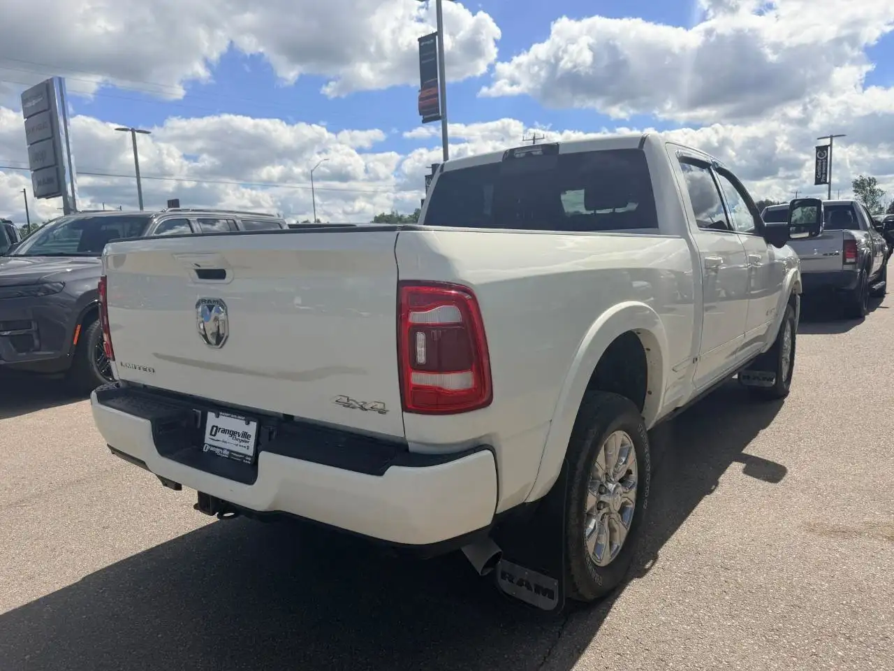 RAM 2500 снимка RAM 2500