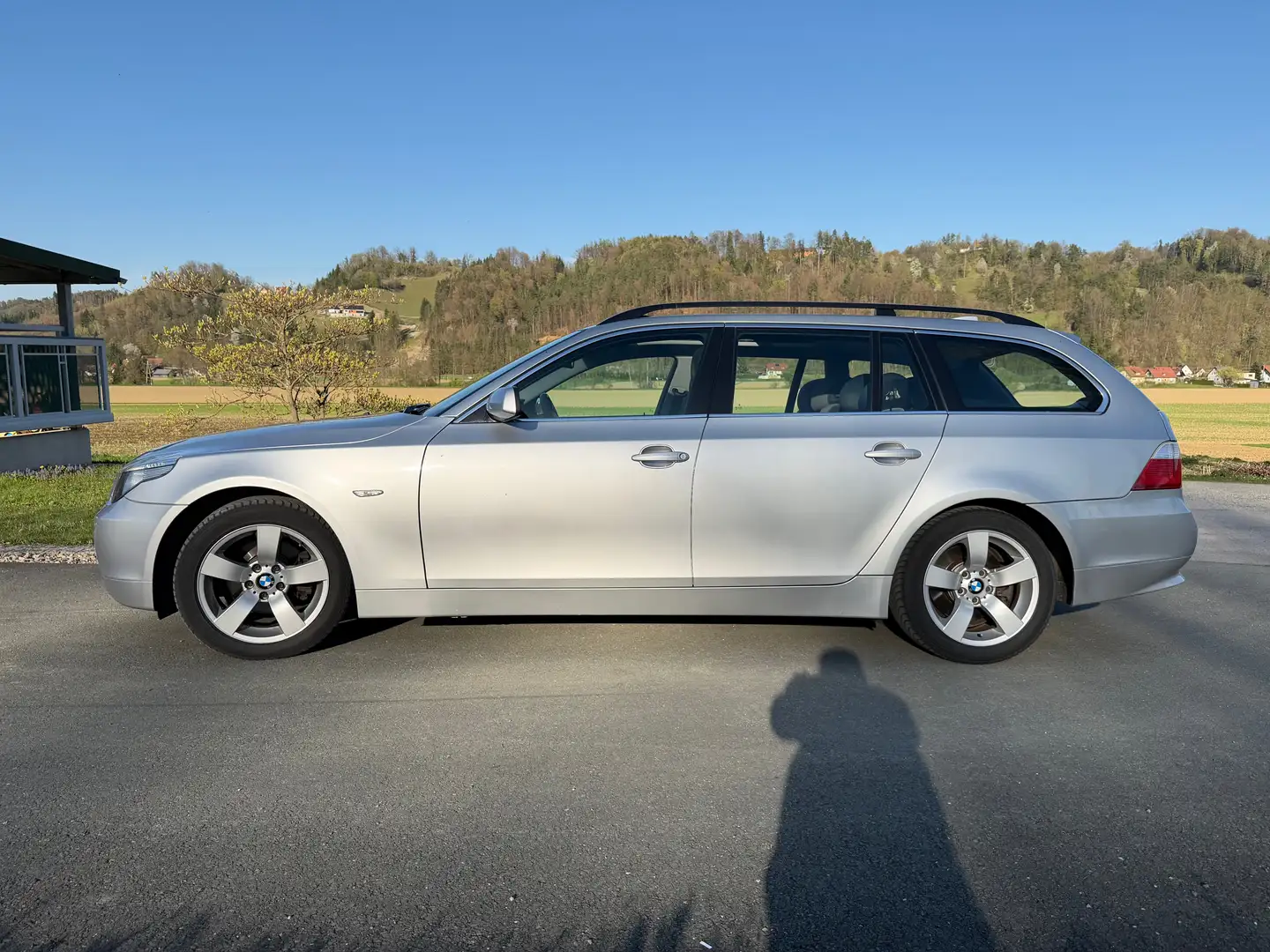 BMW 520 520d Touring (E61) Silber - 2