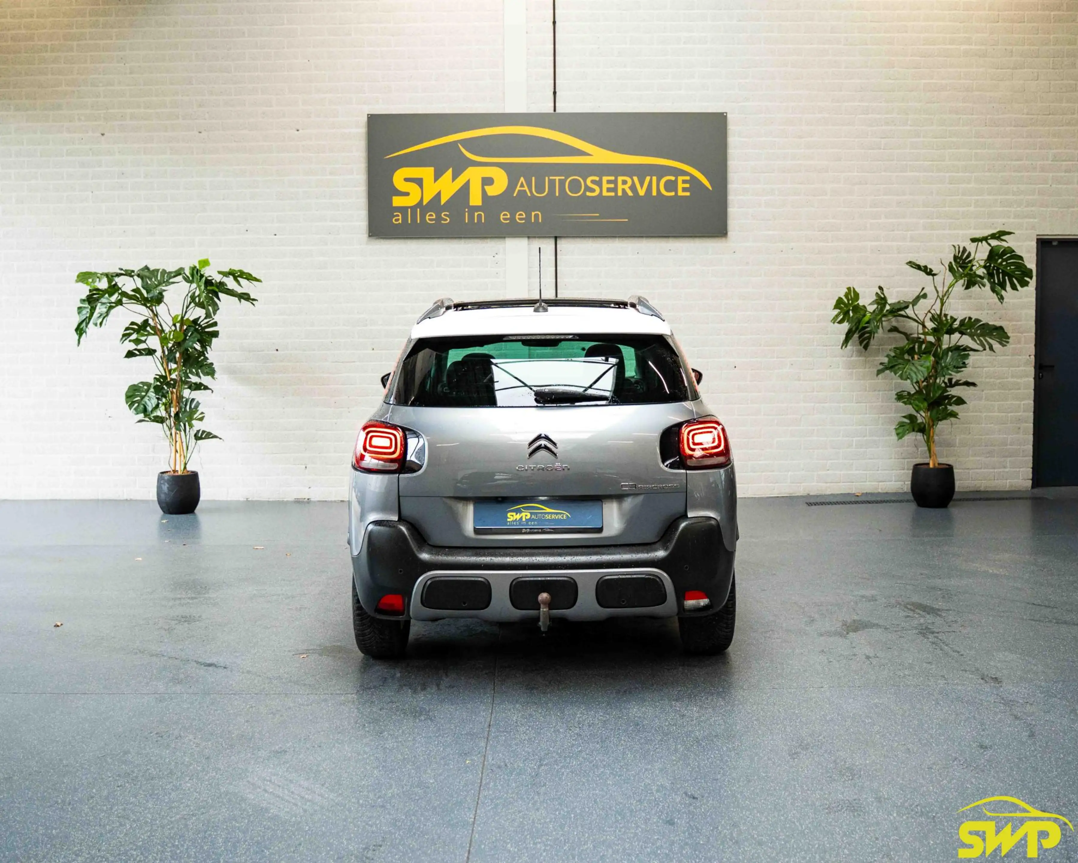 Citroen C3 Aircross 1.2 PureTech S&S Shine | Pano | Trekhaak | Navi | — photo 27
