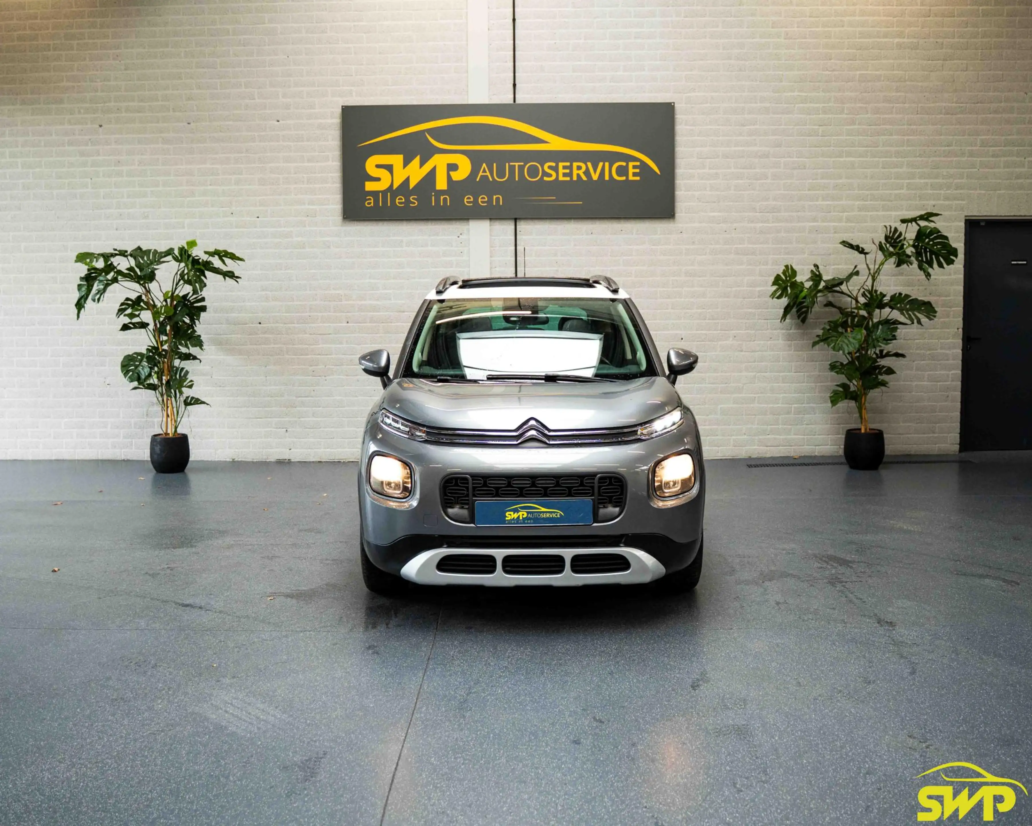 Citroen C3 Aircross 1.2 PureTech S&S Shine | Pano | Trekhaak | Navi | — photo 28