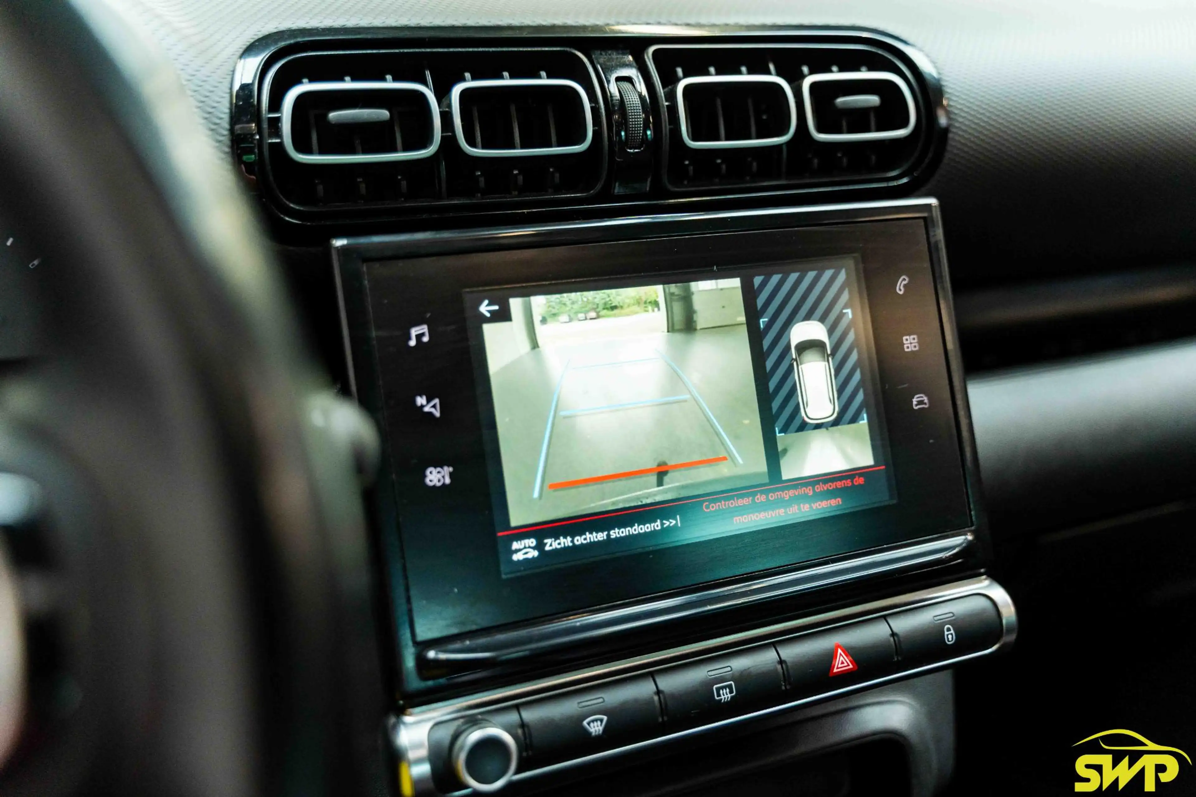 Citroen C3 Aircross 1.2 PureTech S&S Shine | Pano | Trekhaak | Navi | — photo 16