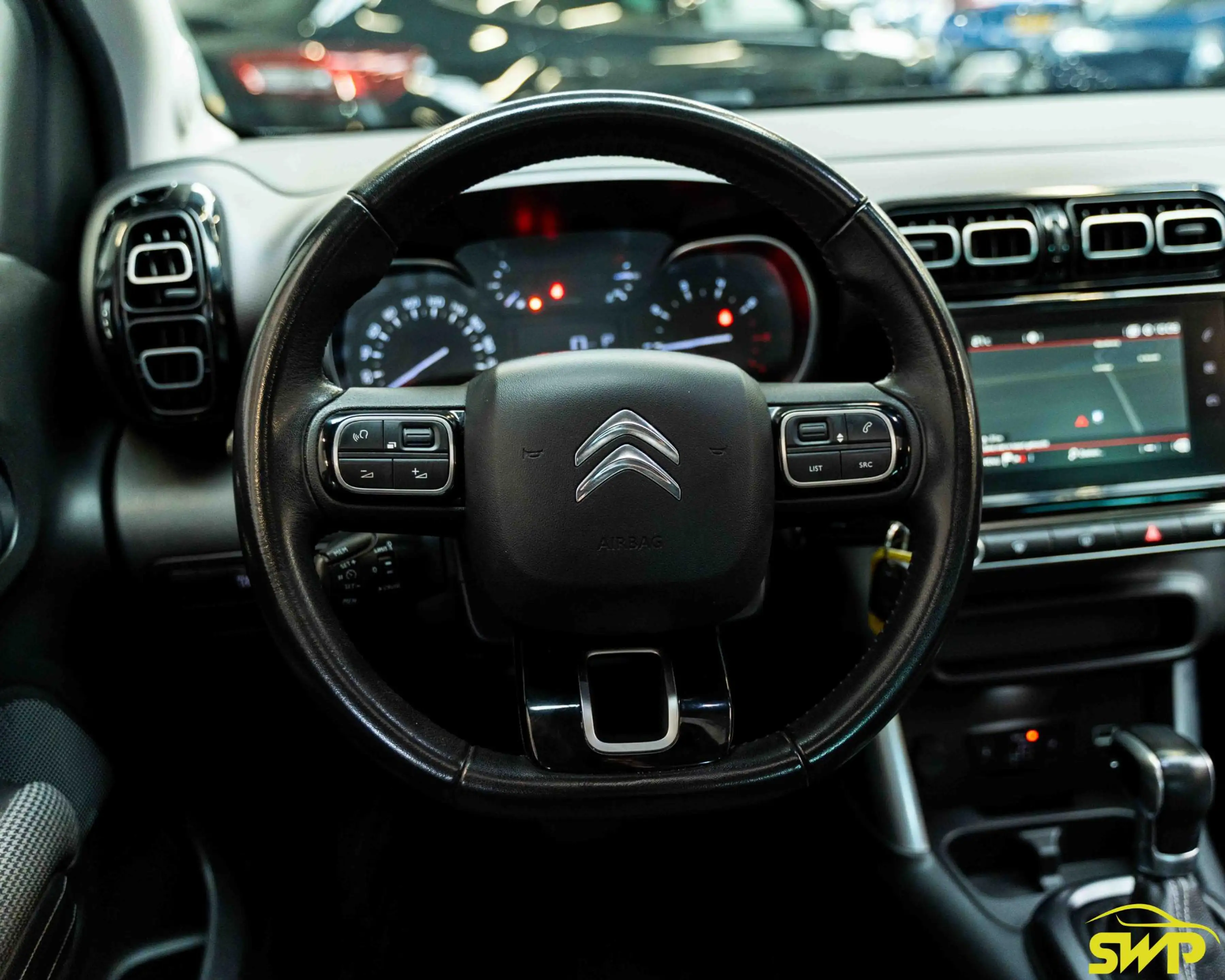 Citroen C3 Aircross 1.2 PureTech S&S Shine | Pano | Trekhaak | Navi | — photo 6