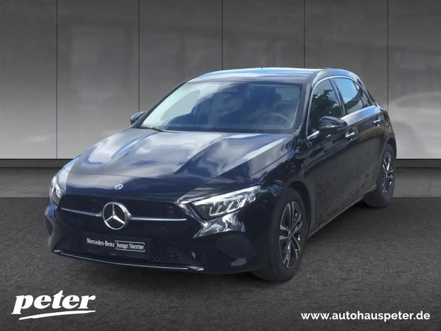 Mercedes-Benz A 220 4MATIC  Progressive Line Advanced Plus Schwarz - 1