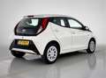 Toyota Aygo 1.0 VVT-i x-play Wit - thumbnail 2