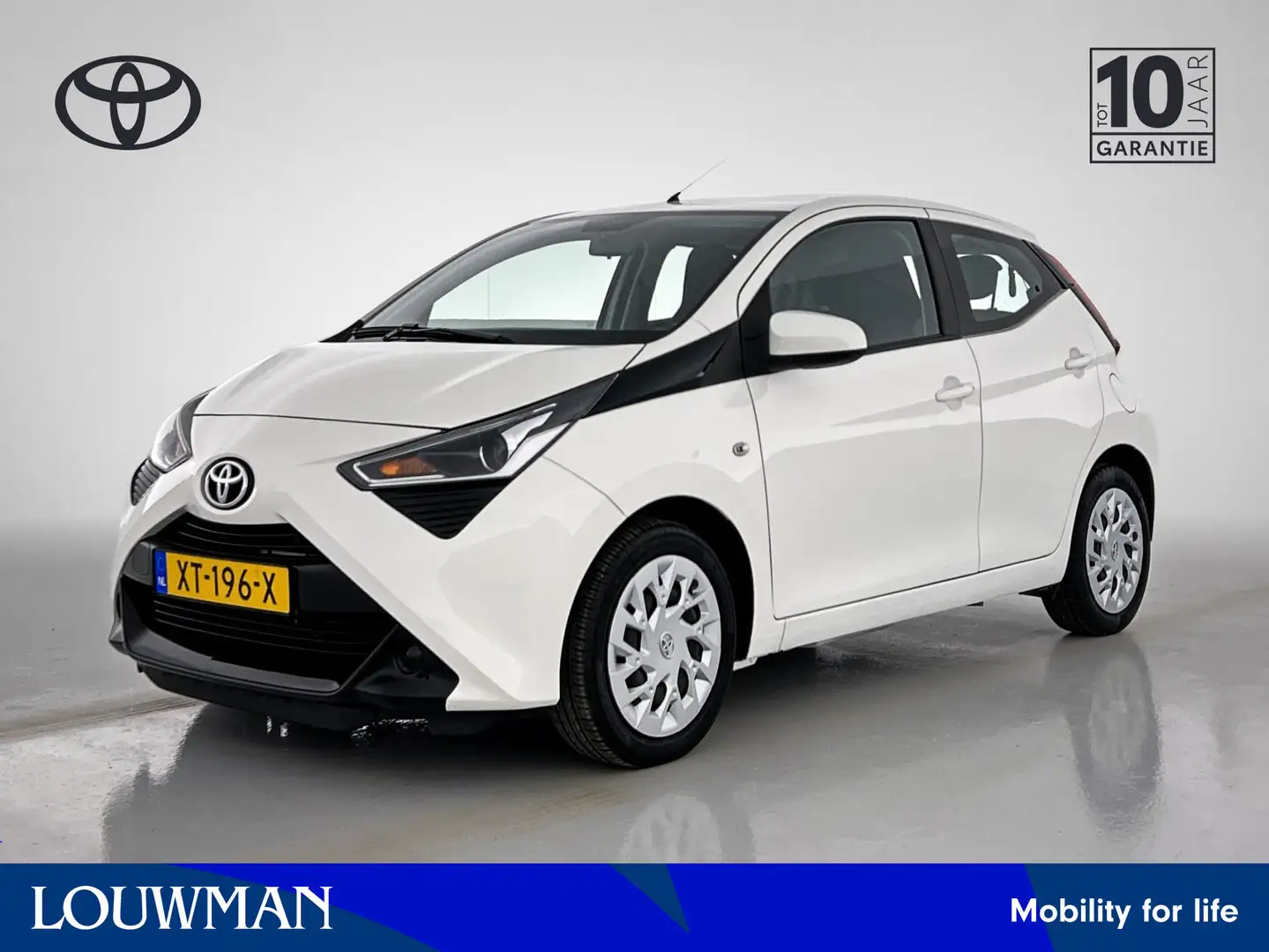 Toyota Aygo 1.0 VVT-i x-play Wit - 1