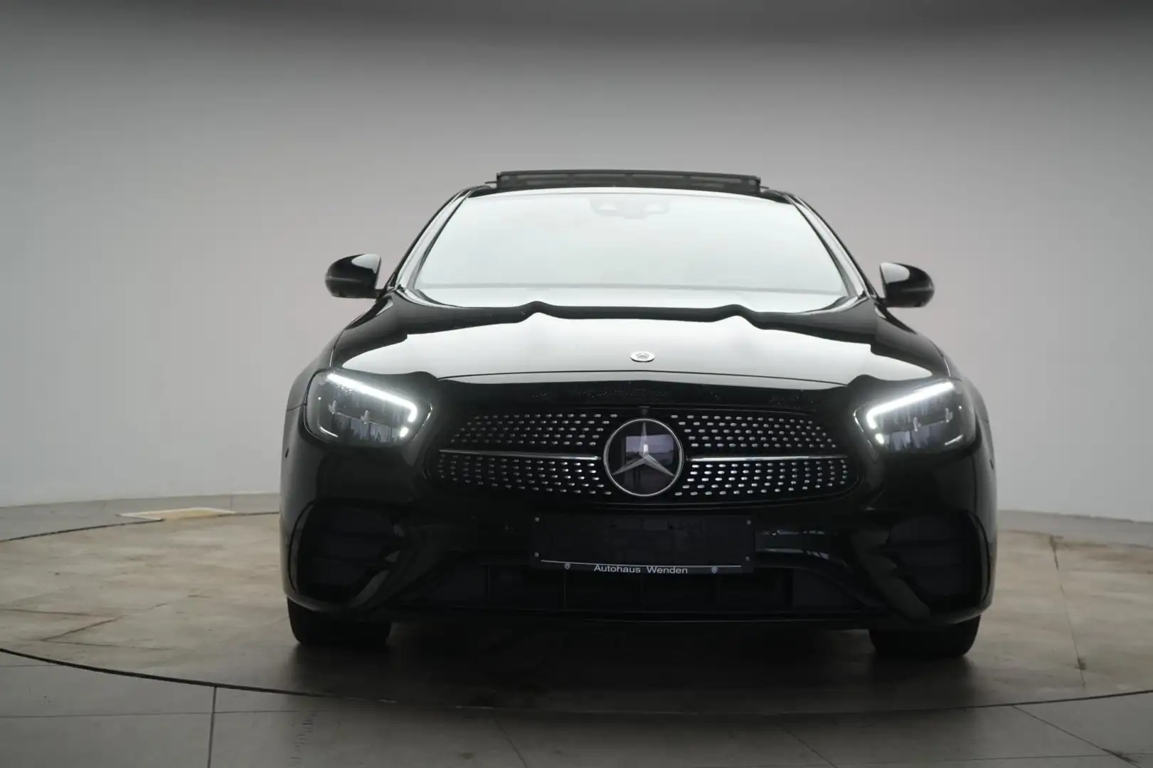 Mercedes-Benz E 300 de 9G-Tronic AMG Distronic/Kamera/Burmeste Black - 2