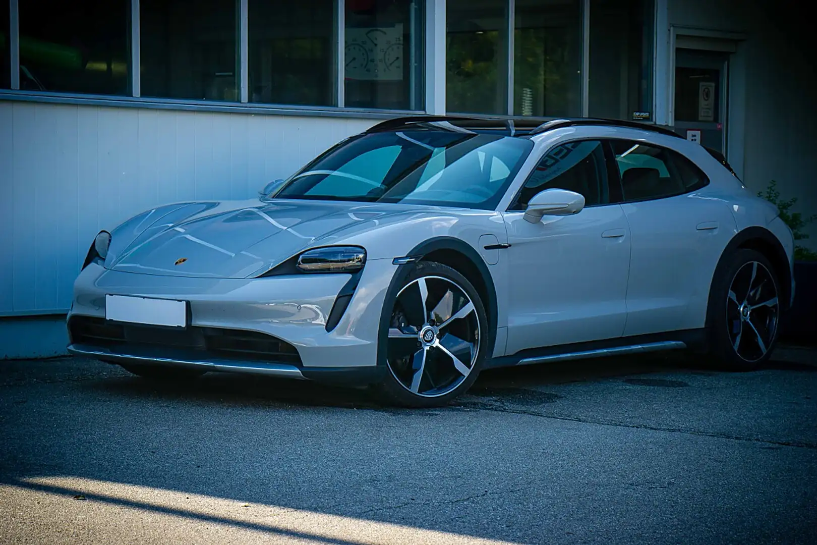 Porsche Taycan Cross Turismo 4  93,4 kW *APPROVED*KREIDE*SPORT... Grau - 2