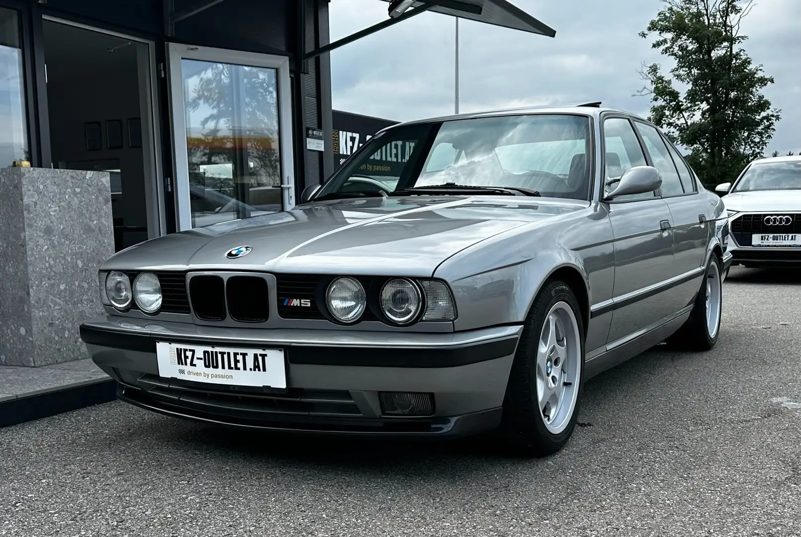 BMW M5 *Schalter*Klima*Schiebedach* Grigio - 1