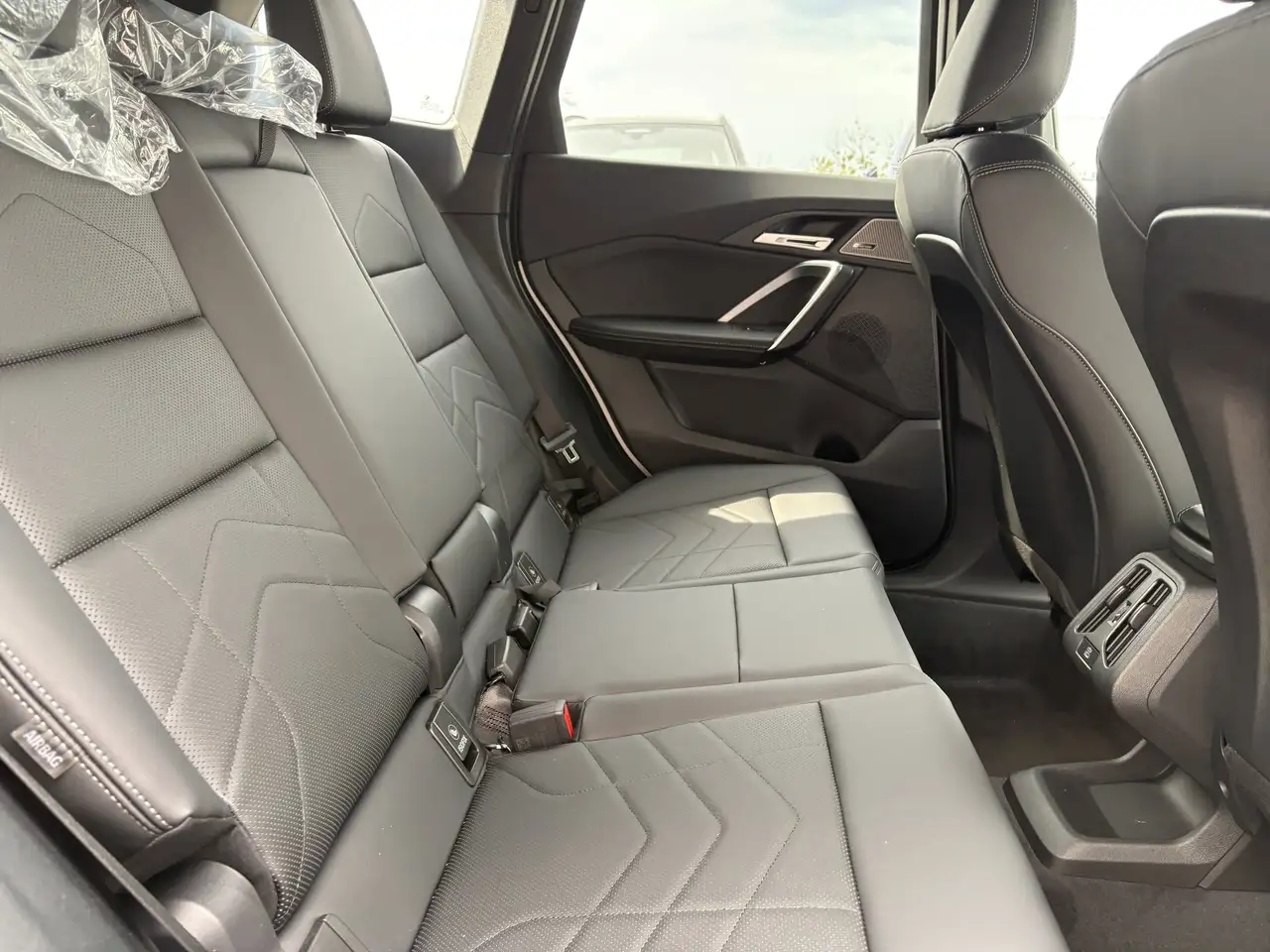 BMW X1 снимка BMW X1