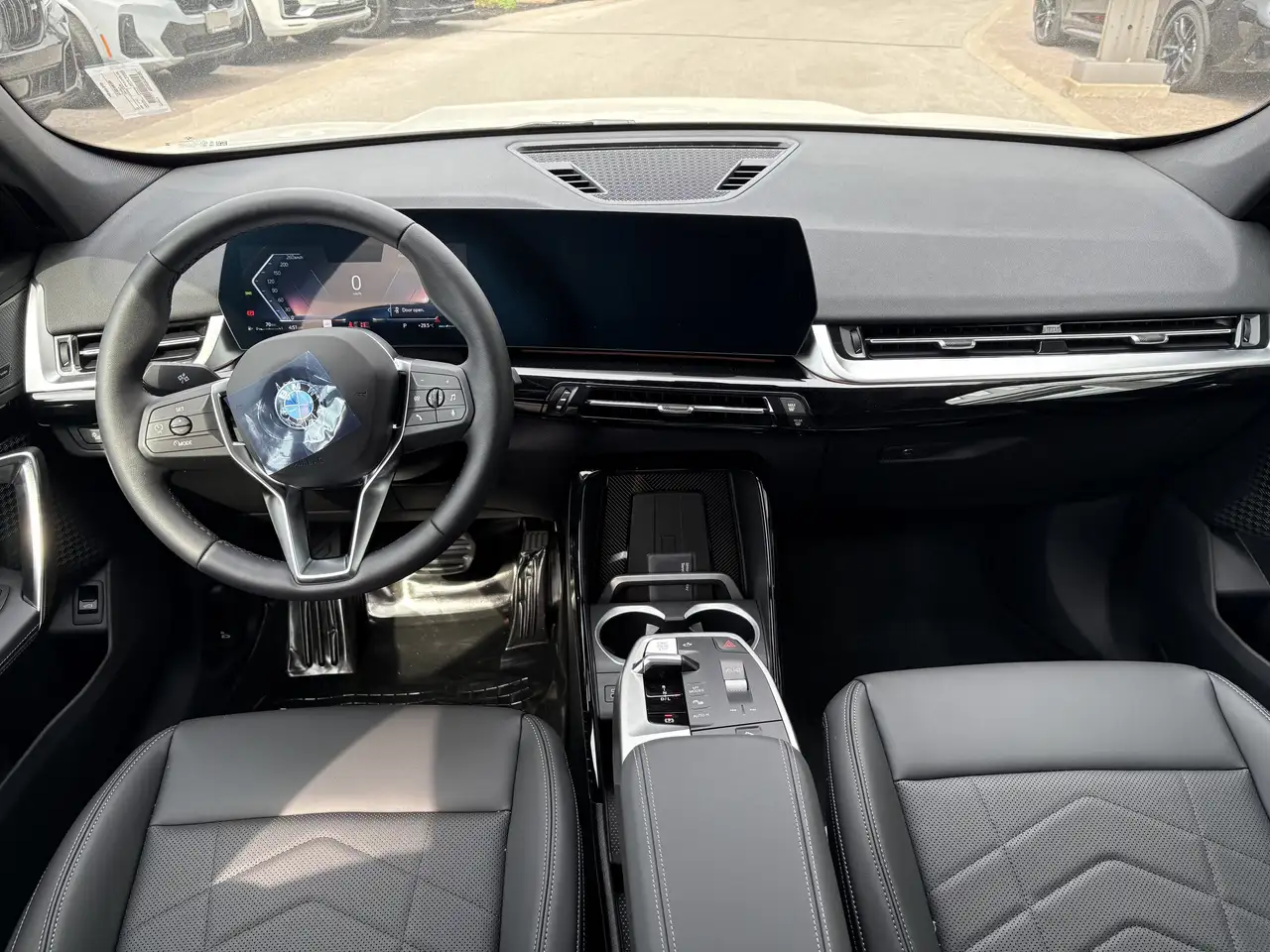 BMW X1 снимка BMW X1