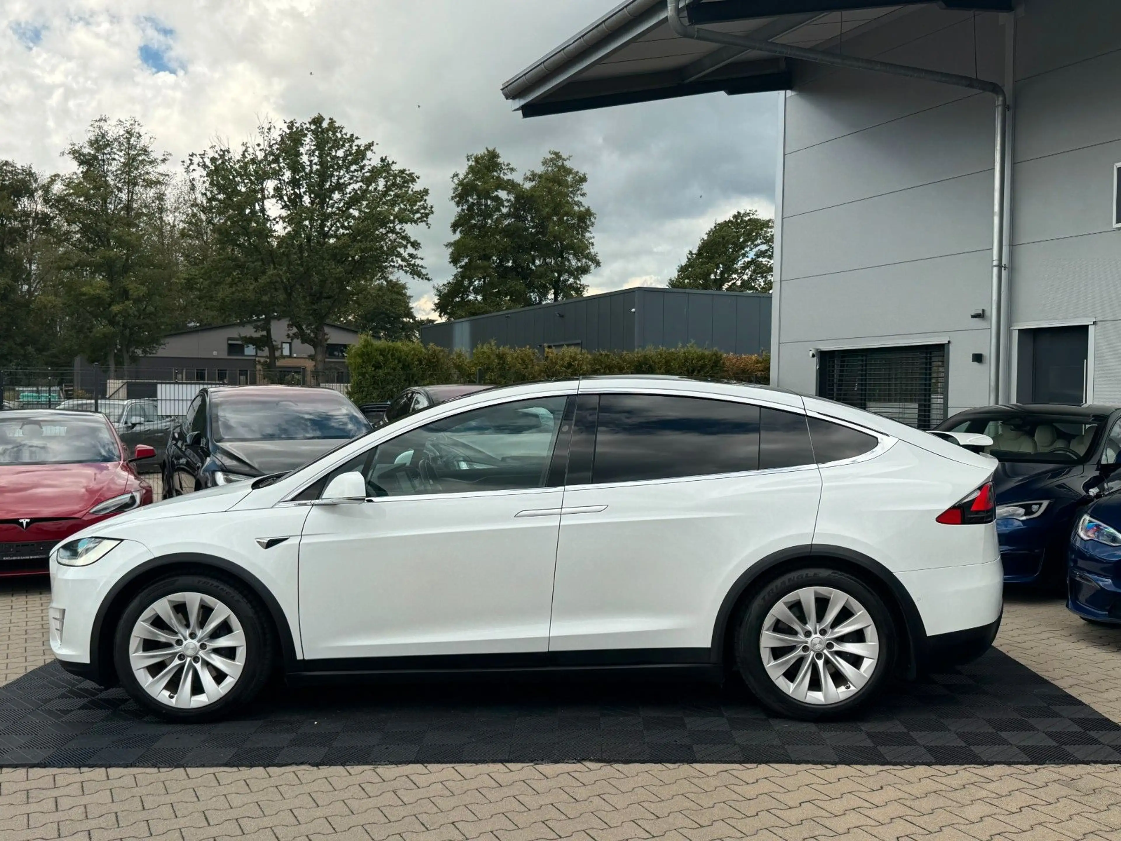 Tesla Model X MODEL X LONG RAVEN LONG RANGE | 7 SEATER | — photo 6