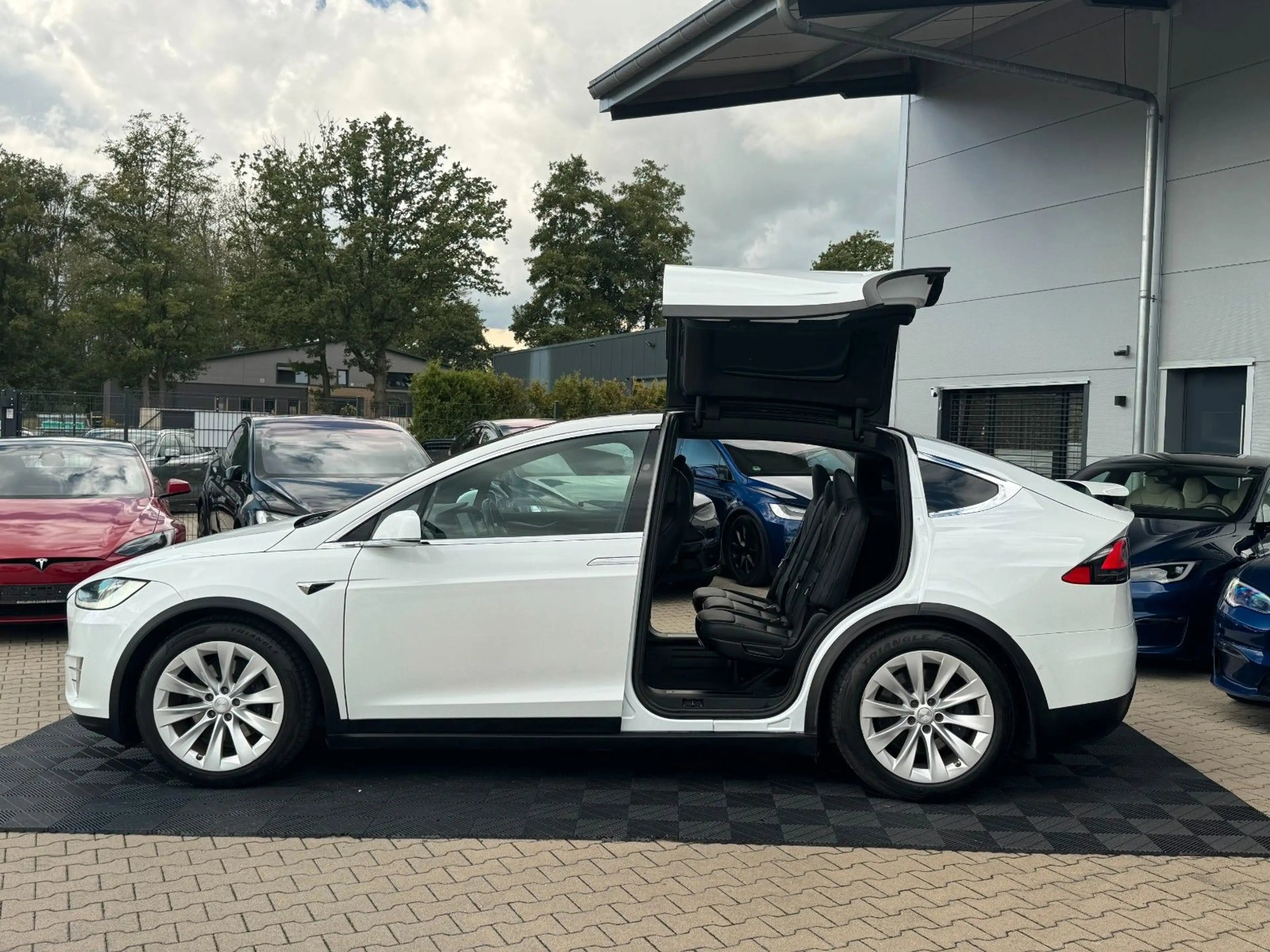 Tesla Model X MODEL X LONG RAVEN LONG RANGE | 7 SEATER | — photo 7