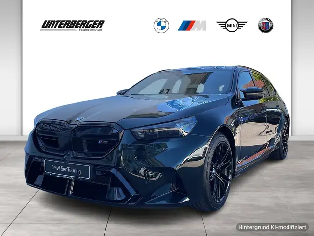BMW M5 main image