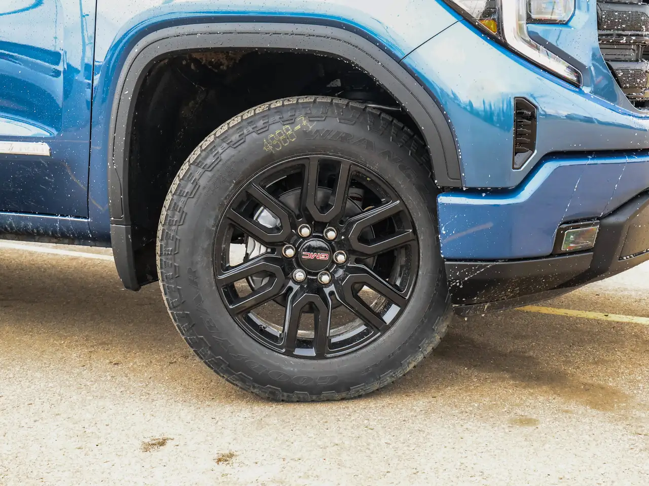GMC Sierra 1500 снимка GMC Sierra 1500
