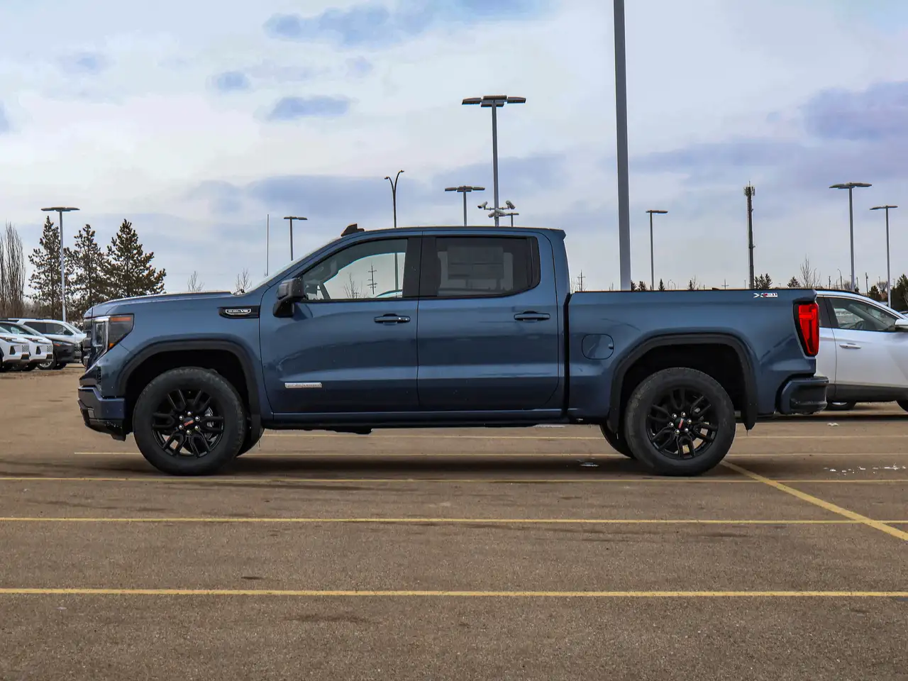 GMC Sierra 1500 снимка GMC Sierra 1500