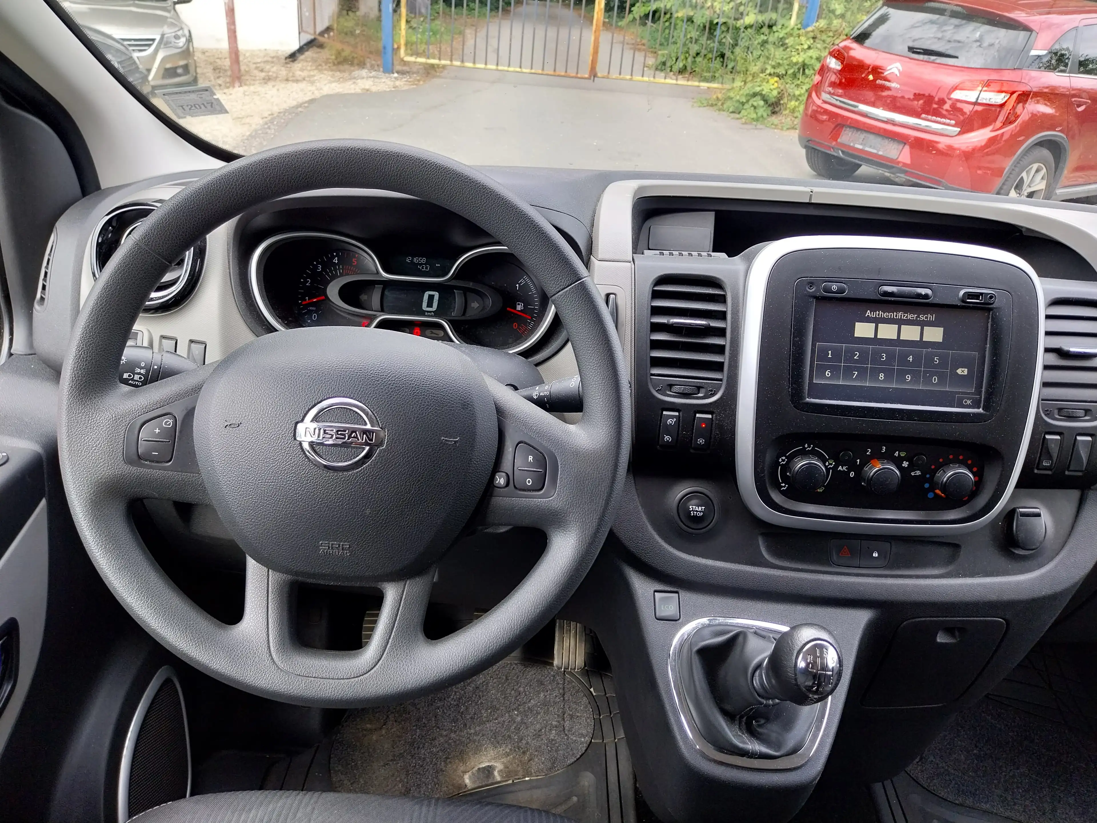 Nissan NV300 L1H1 2,7t PREMIUM Navi, Rückfahrkamera — photo 15