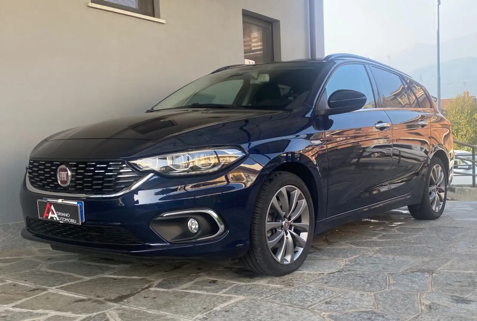 Fiat Tipo Tipo SW 1.4 Lounge 95cv Azul - 1