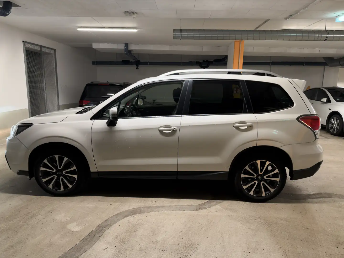 Subaru Forester 2.0X Lineartronic Platinum AWD - 2